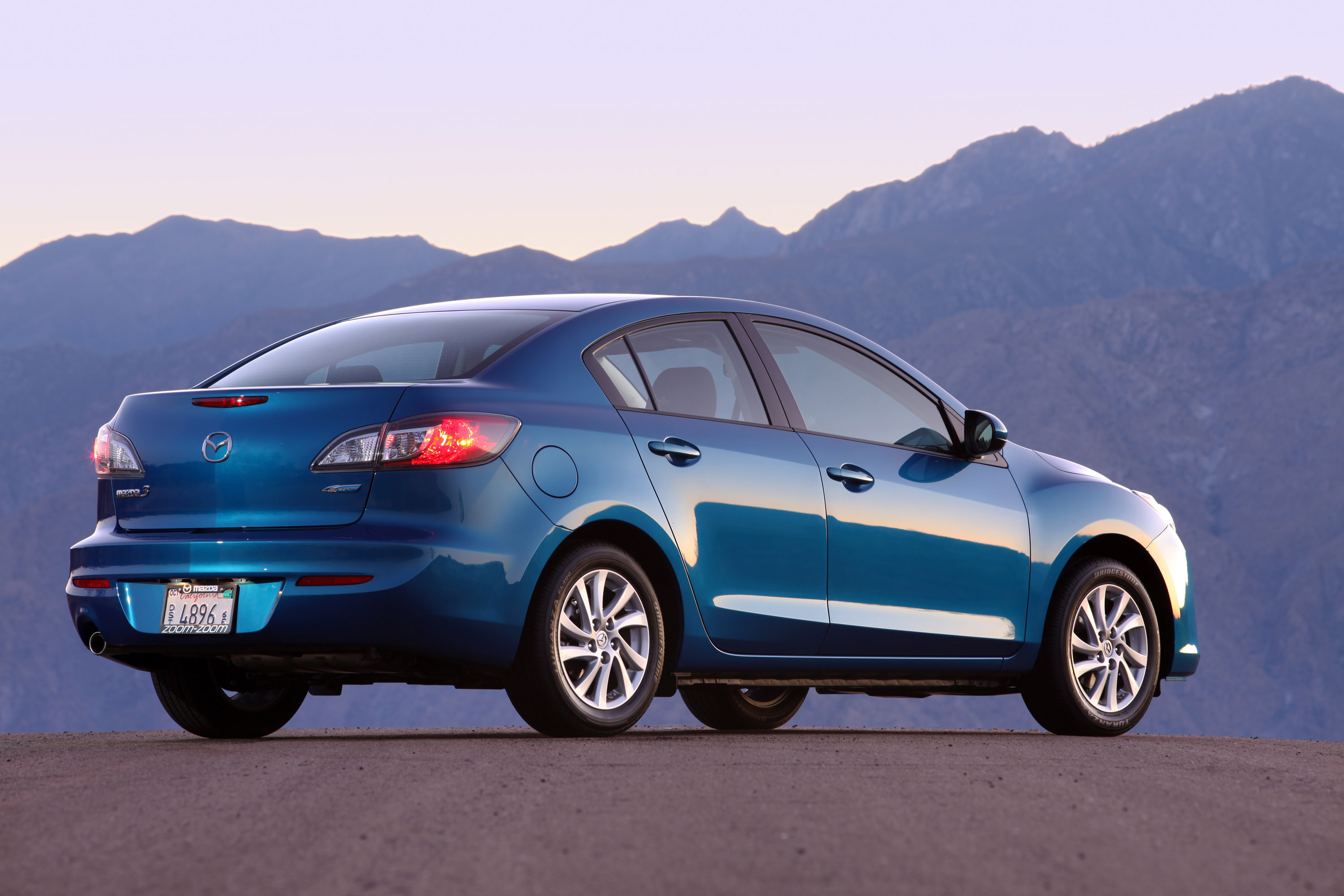Mazda 3 Sedan photo #22