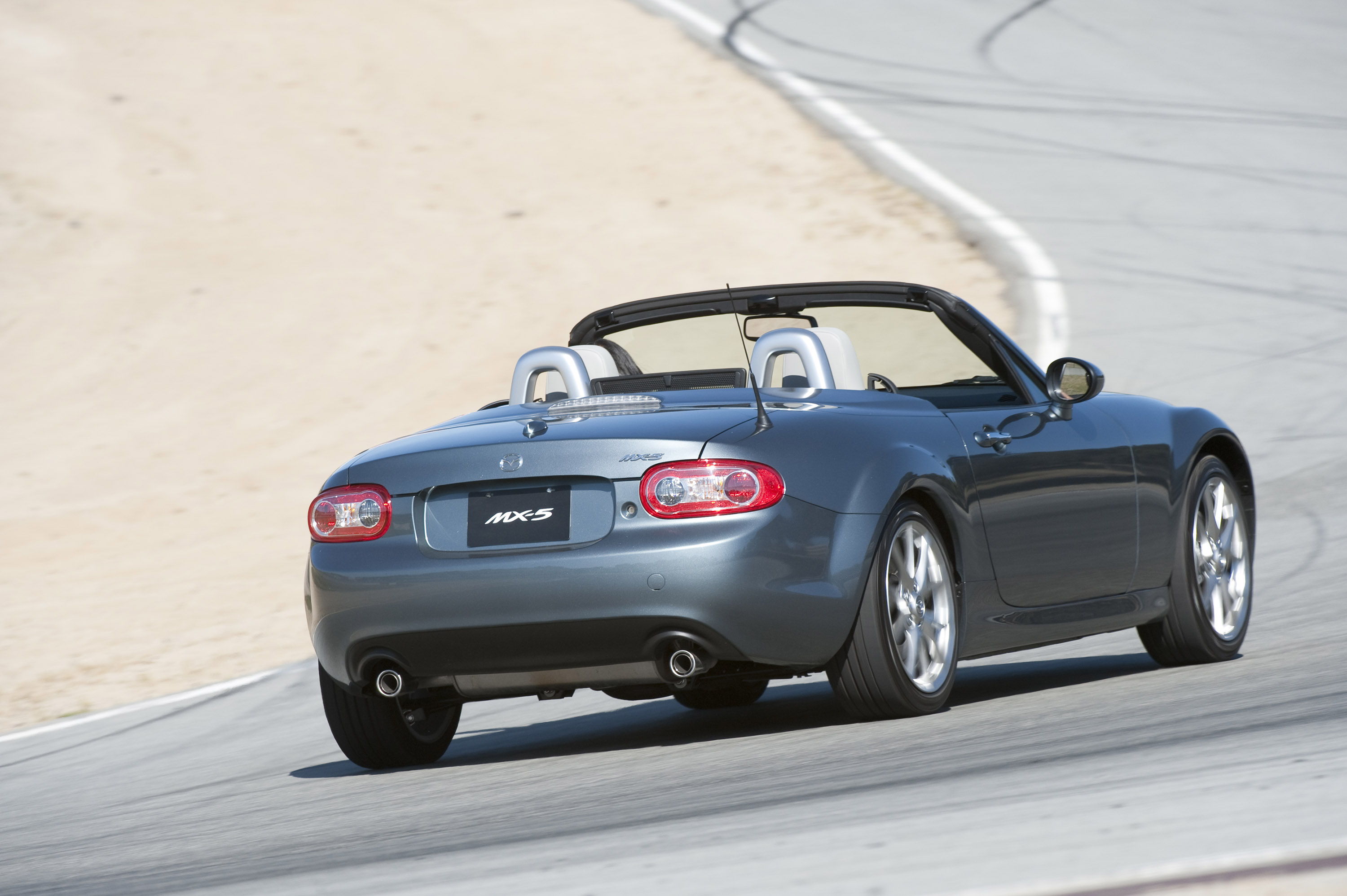 Mazda MX-5 Miata photo #36