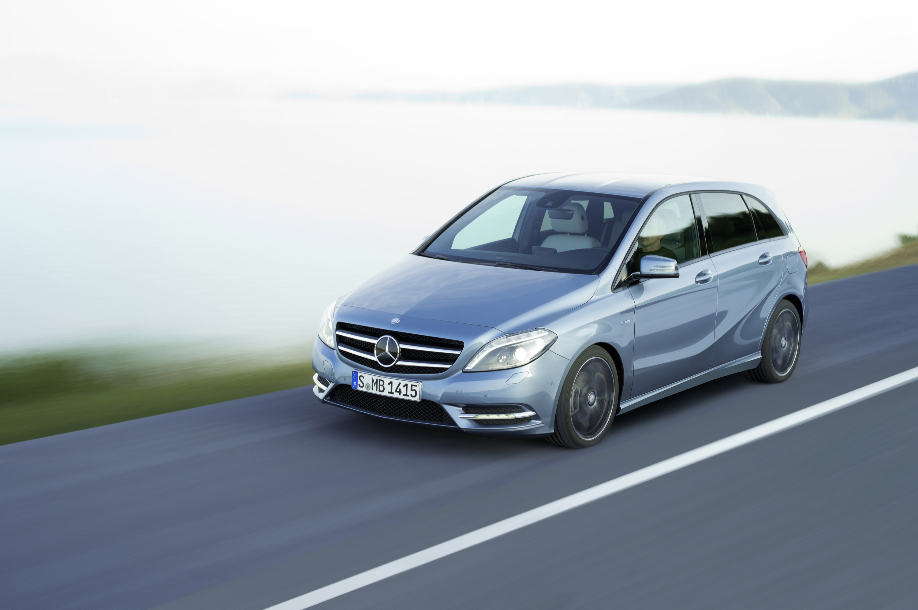 Mercedes-Benz B-Class photo #20