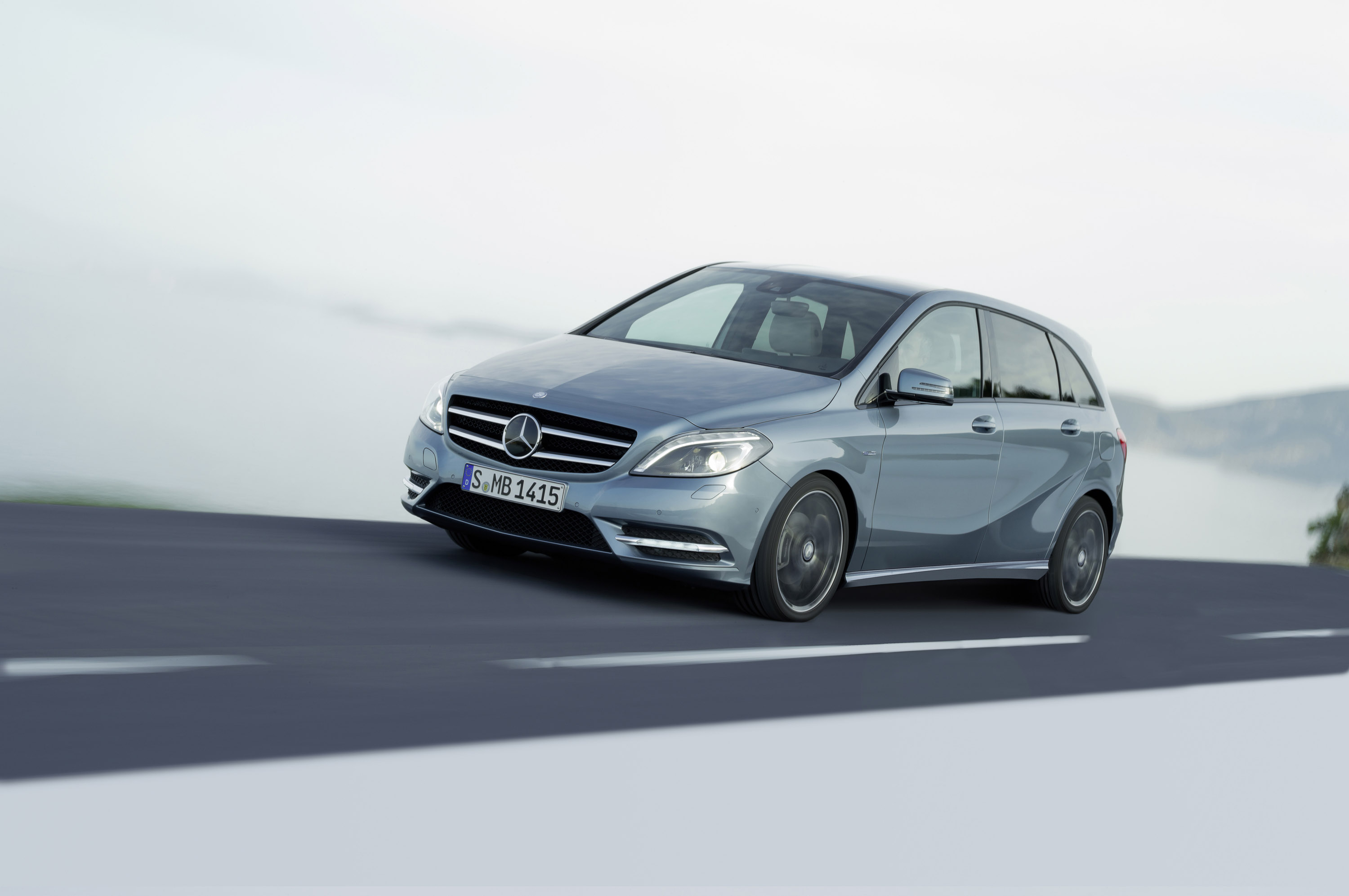 Mercedes-Benz B-Class photo #21