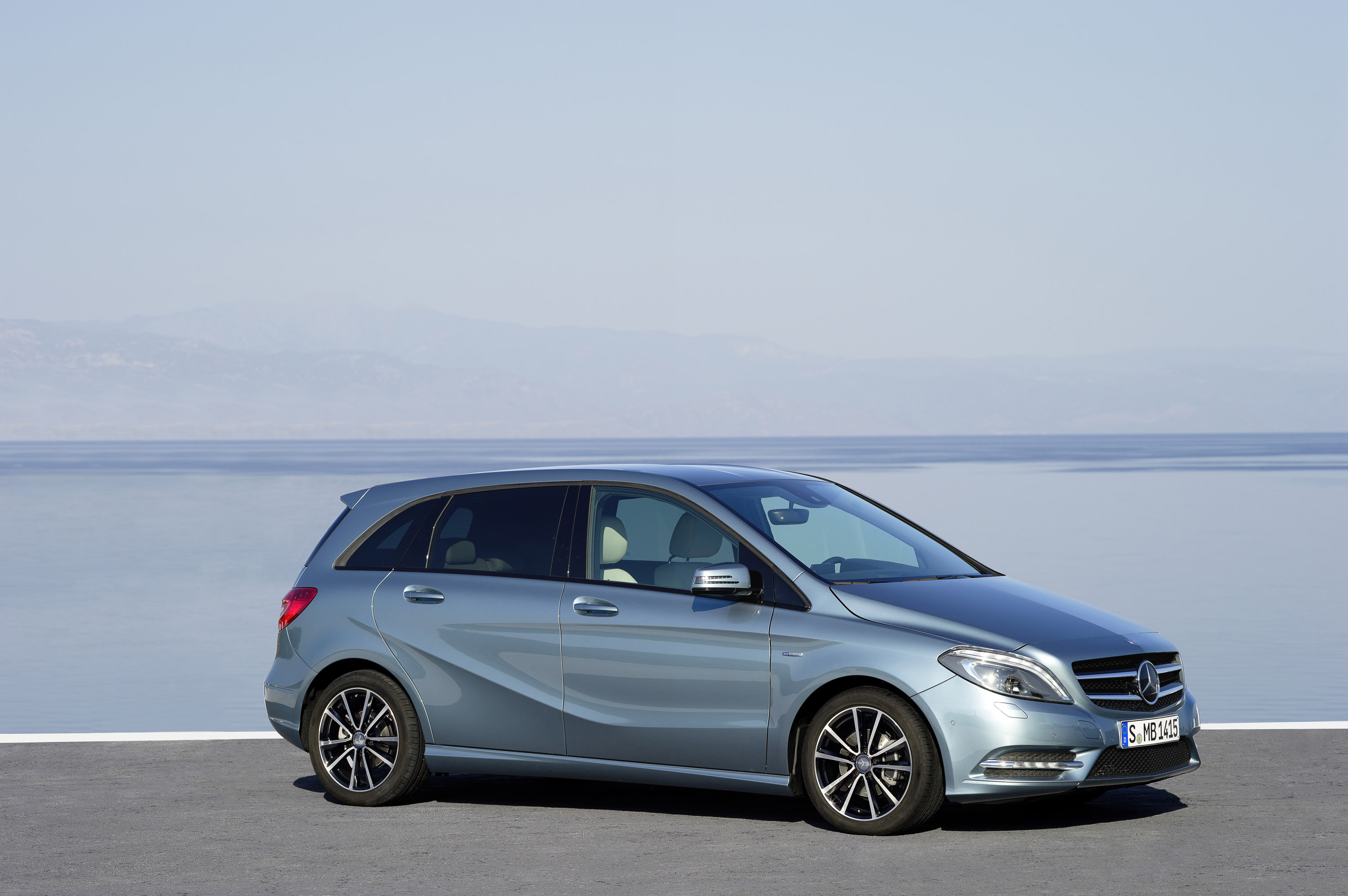 Mercedes-Benz B-Class photo #22