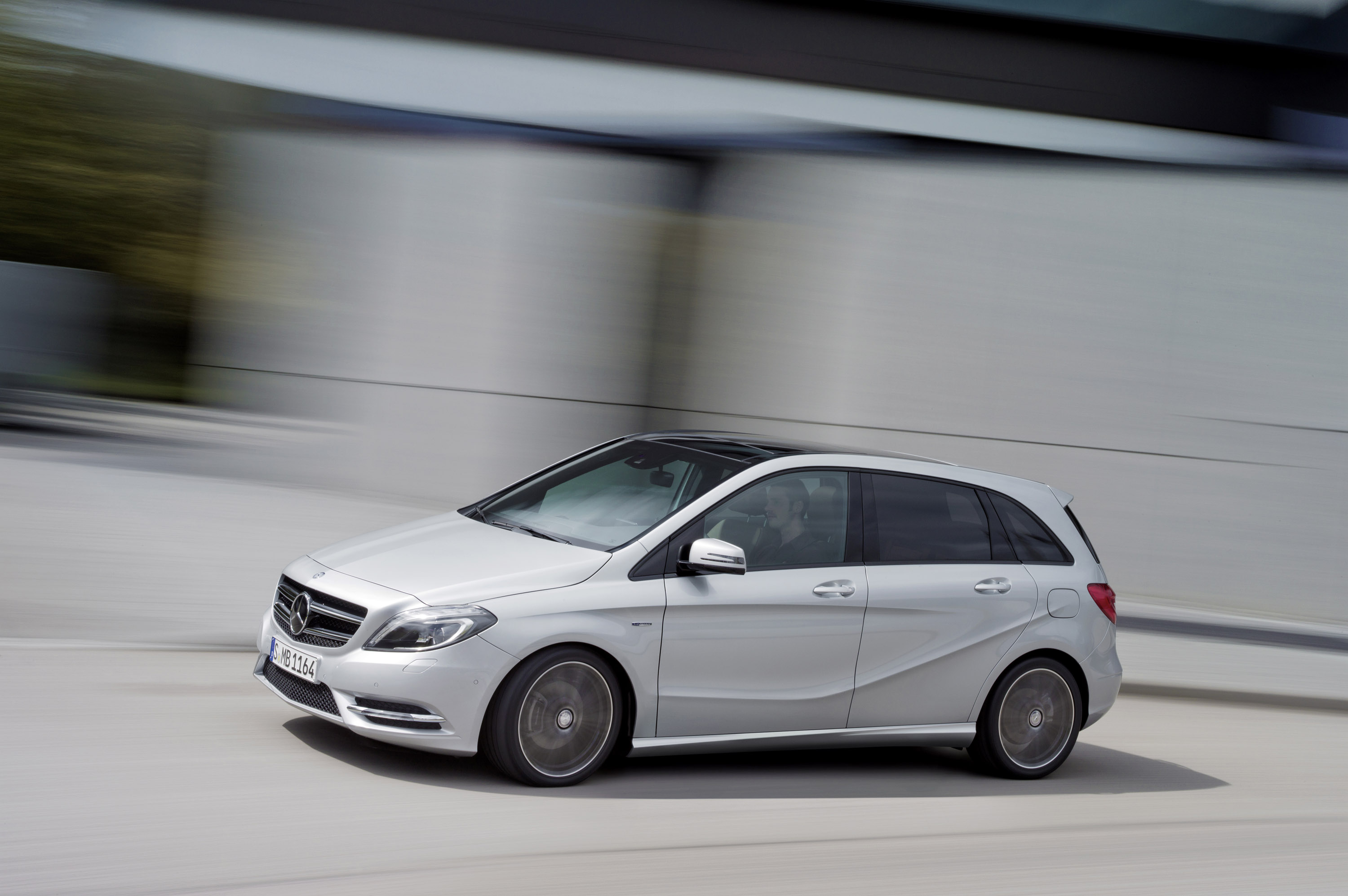 Mercedes-Benz B-Class photo #24