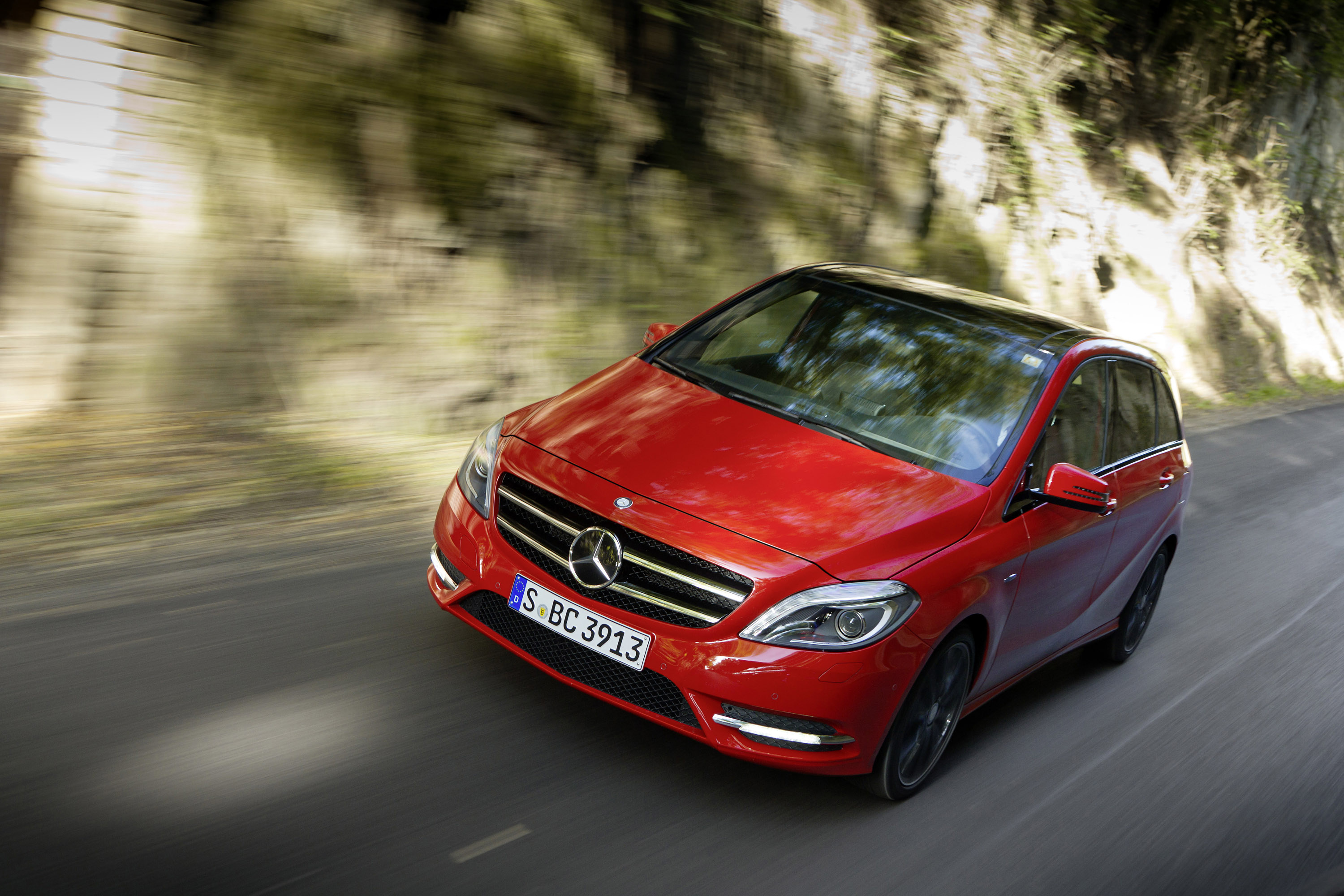 Mercedes-Benz B-Class photo #31