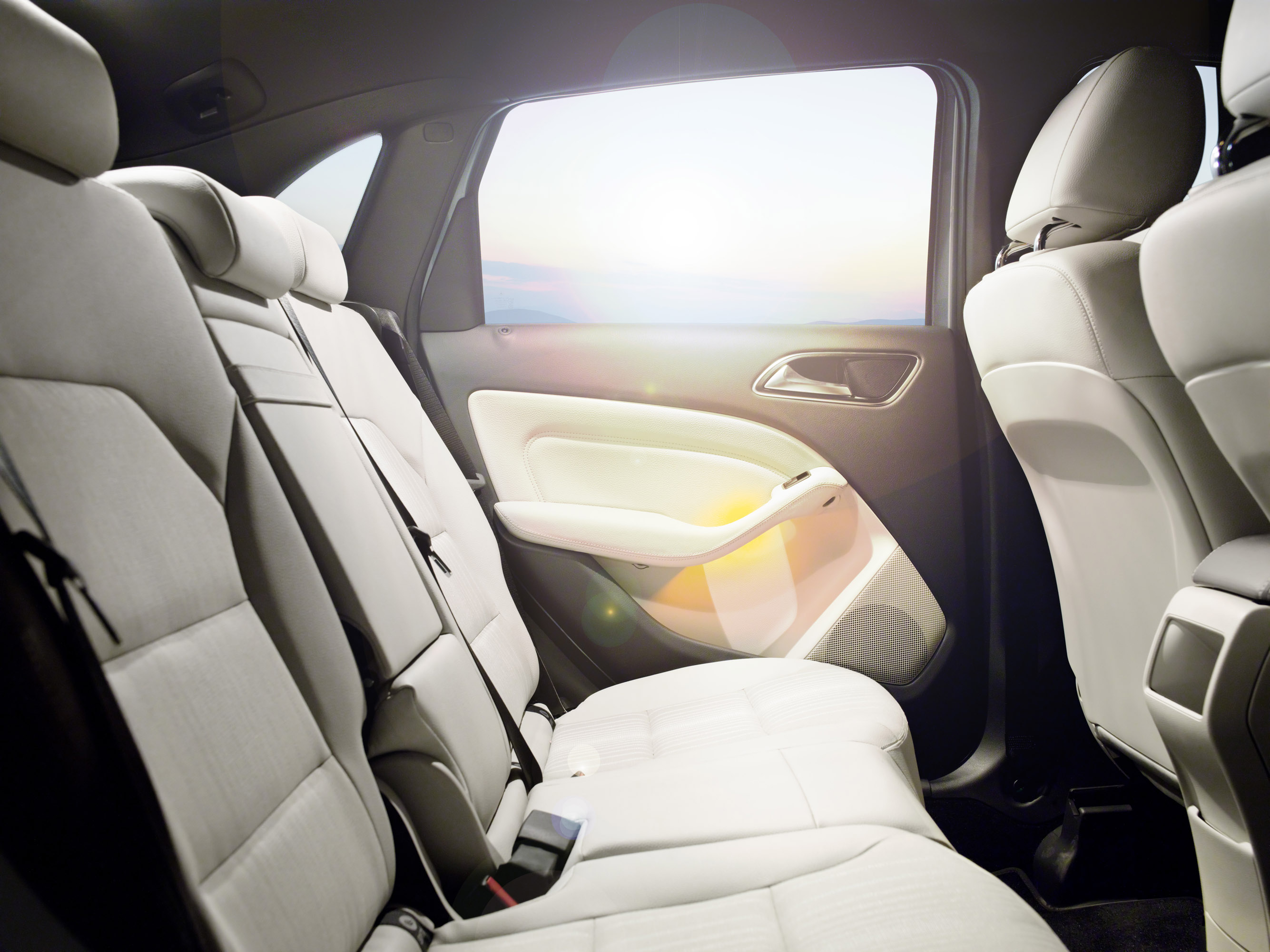 Mercedes-Benz B-Class photo #49