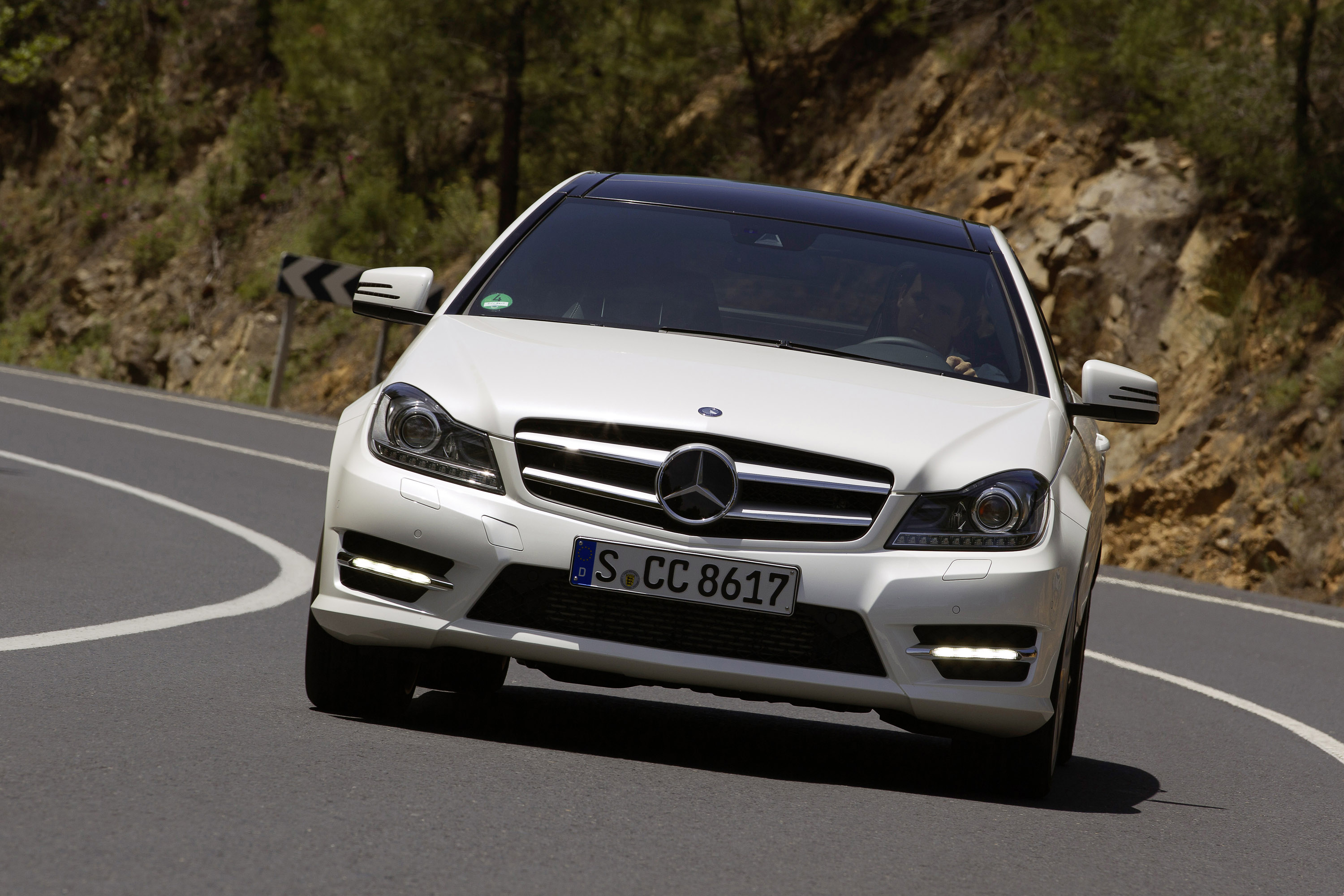 Mercedes-Benz C-Class Coupe photo #18