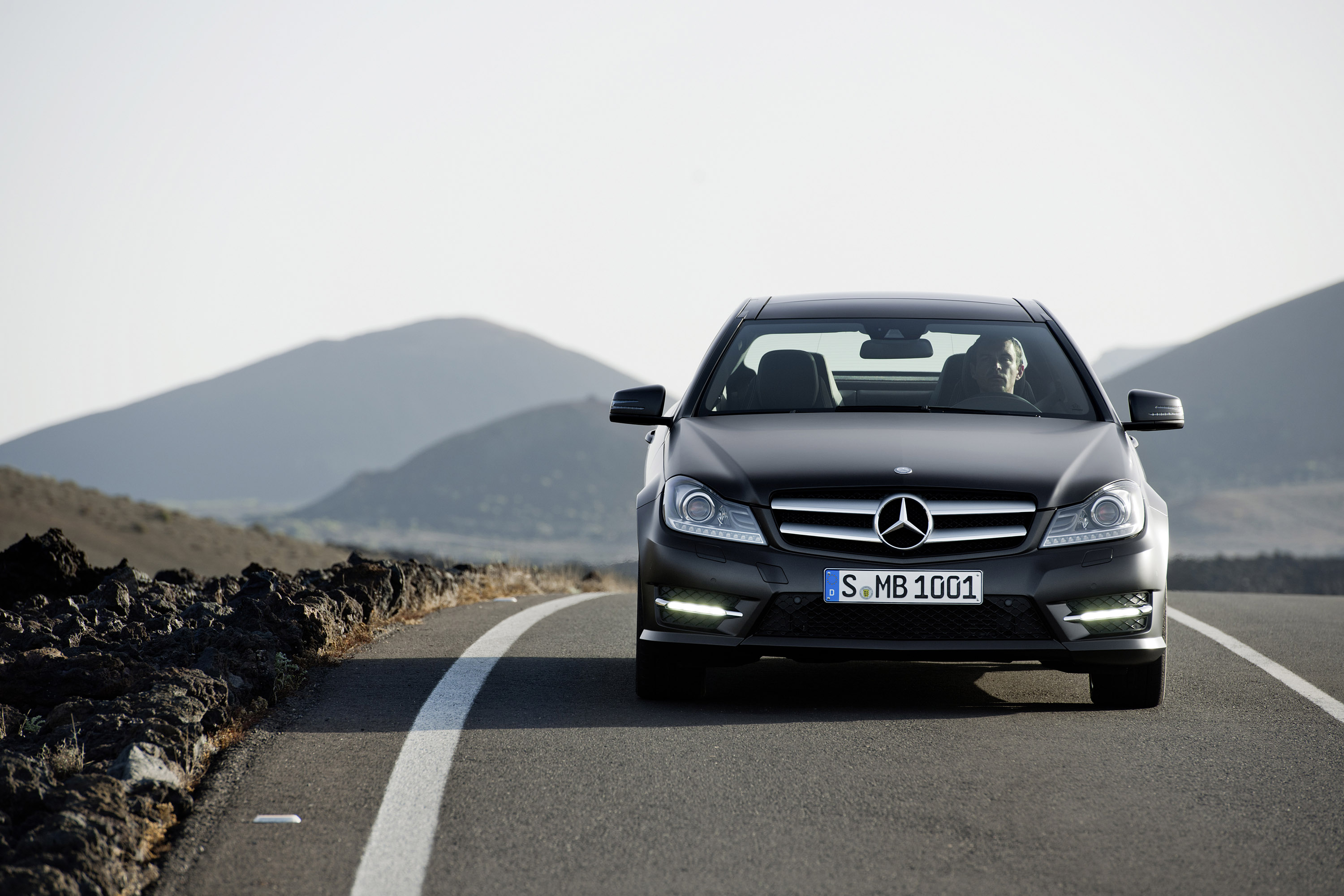 Mercedes-Benz C-Class Coupe photo #22