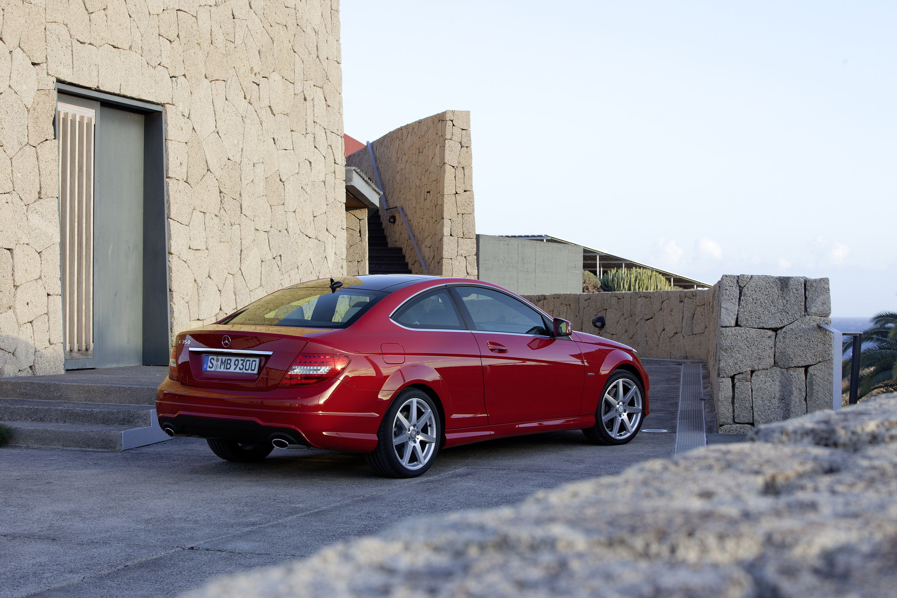 Mercedes-Benz C-Class Coupe photo #59