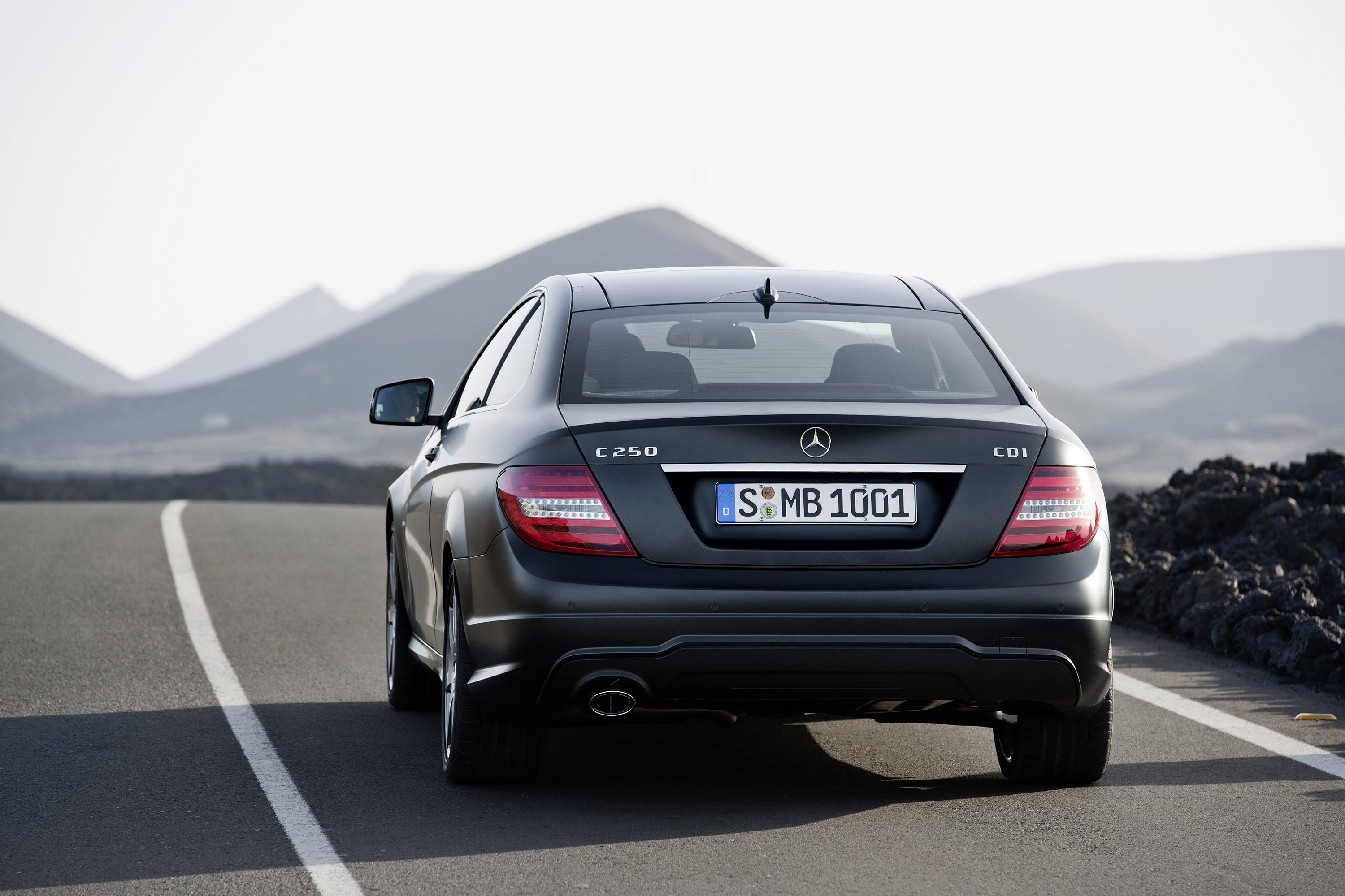 Mercedes-Benz C-Class Coupe photo #62