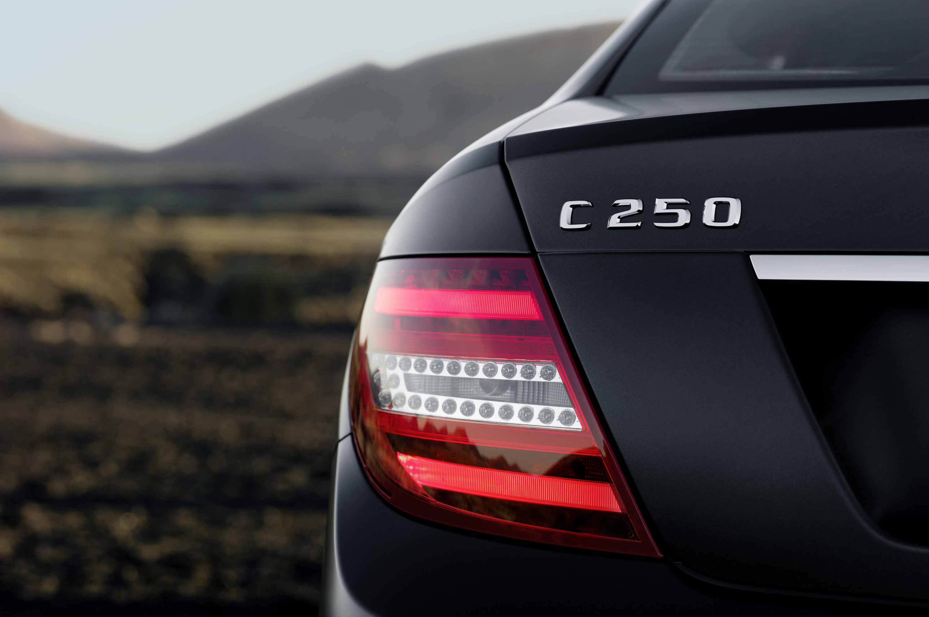Mercedes-Benz C-Class Coupe photo #93