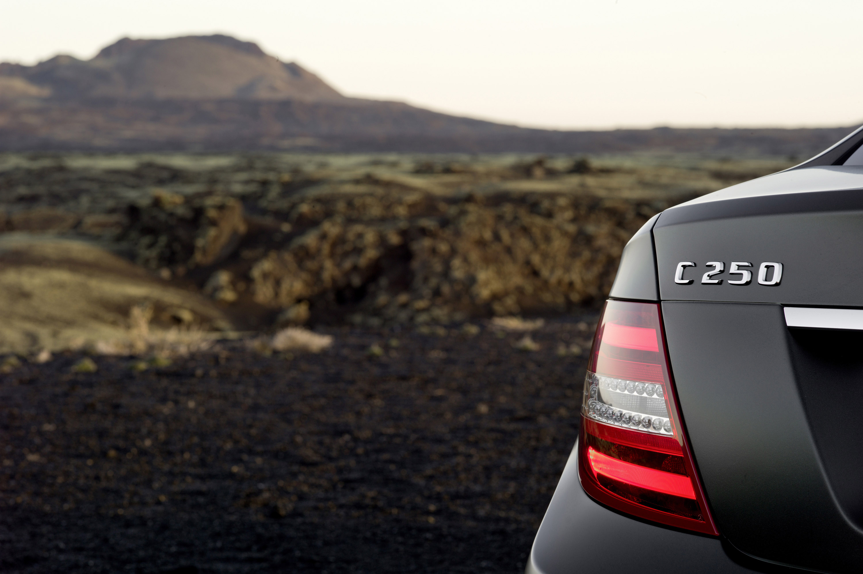 Mercedes-Benz C-Class Coupe photo #95