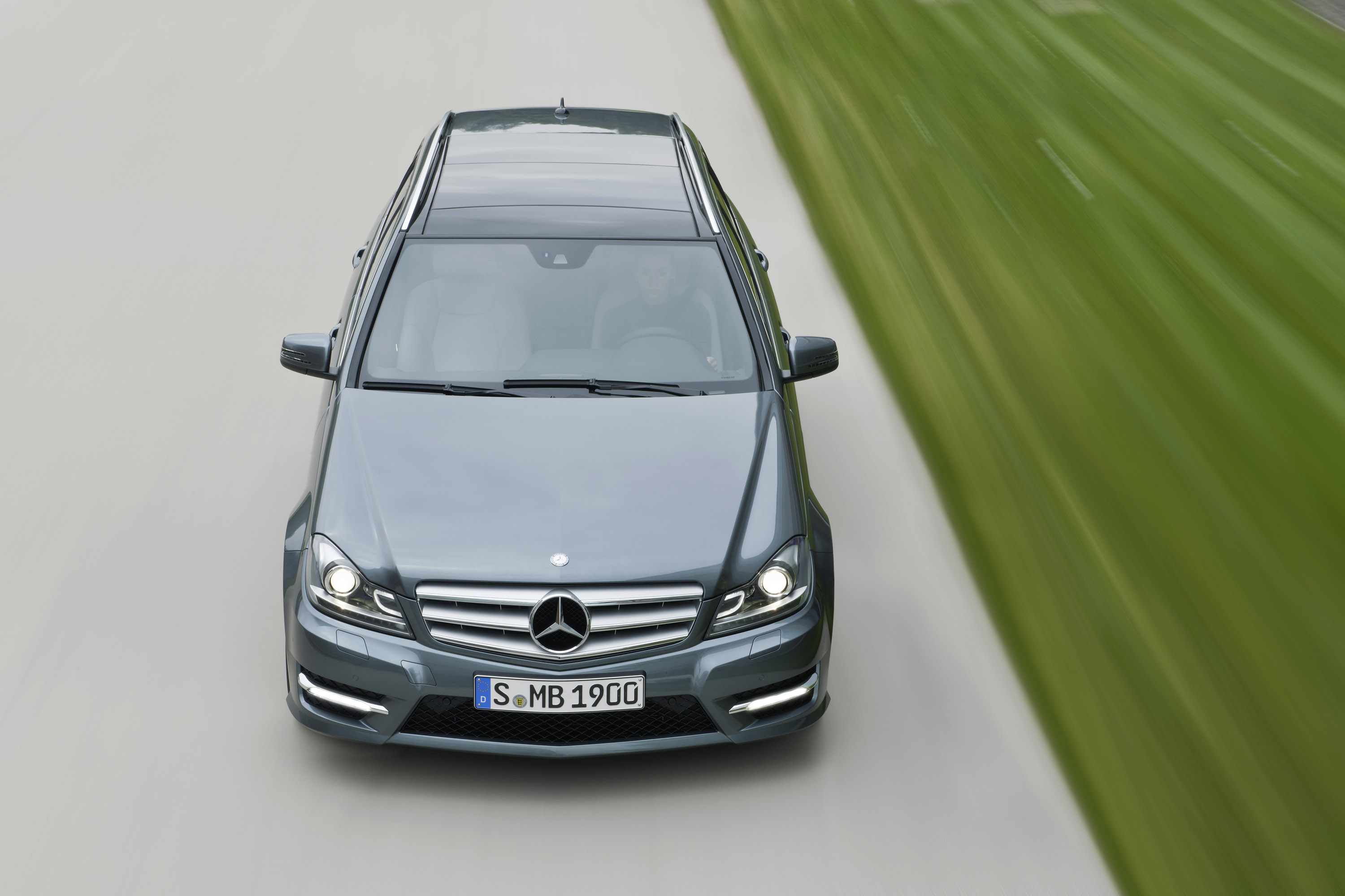 Mercedes-Benz C-Class Estate photo #20