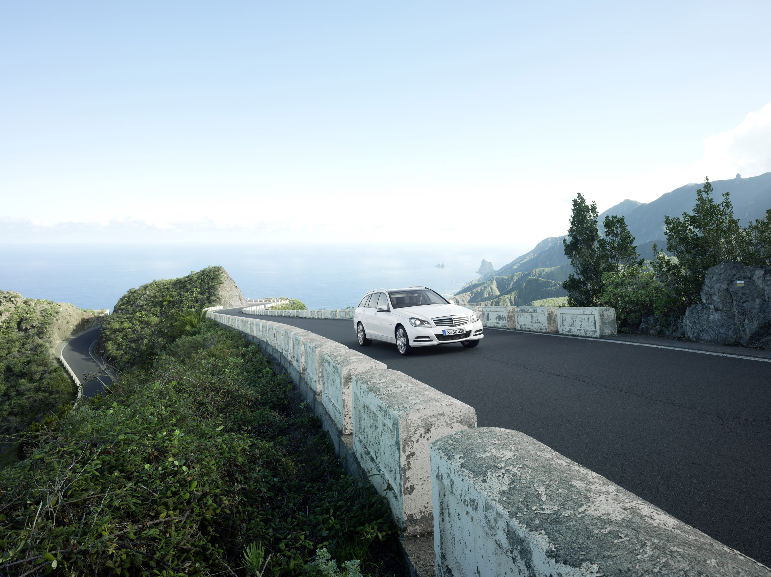 Mercedes-Benz C-Class Estate photo #46