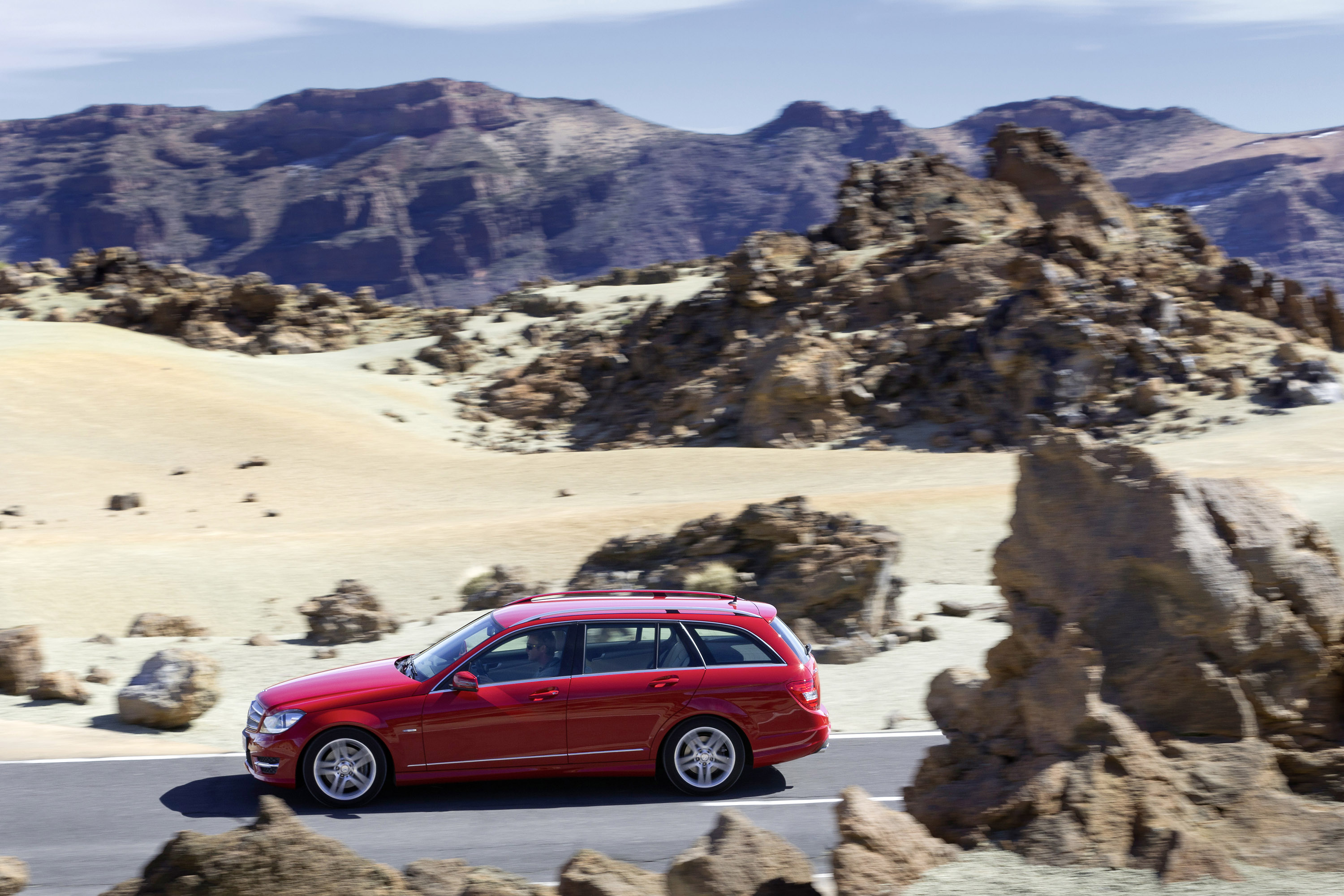 Mercedes-Benz C-Class Estate photo #62