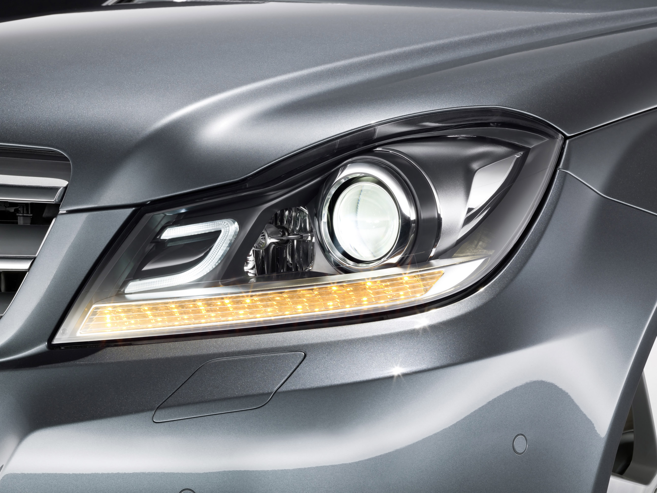 Mercedes-Benz C-Class Estate photo #68