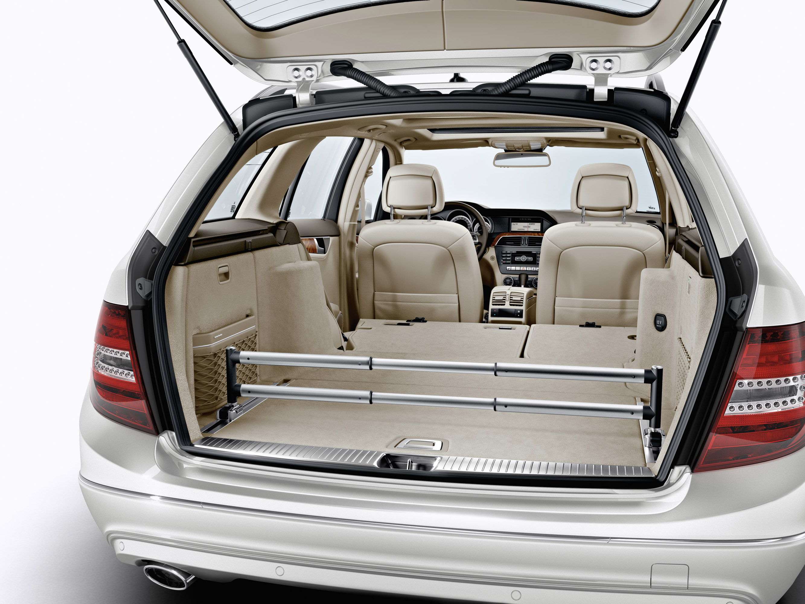 Mercedes-Benz C-Class Estate photo #72
