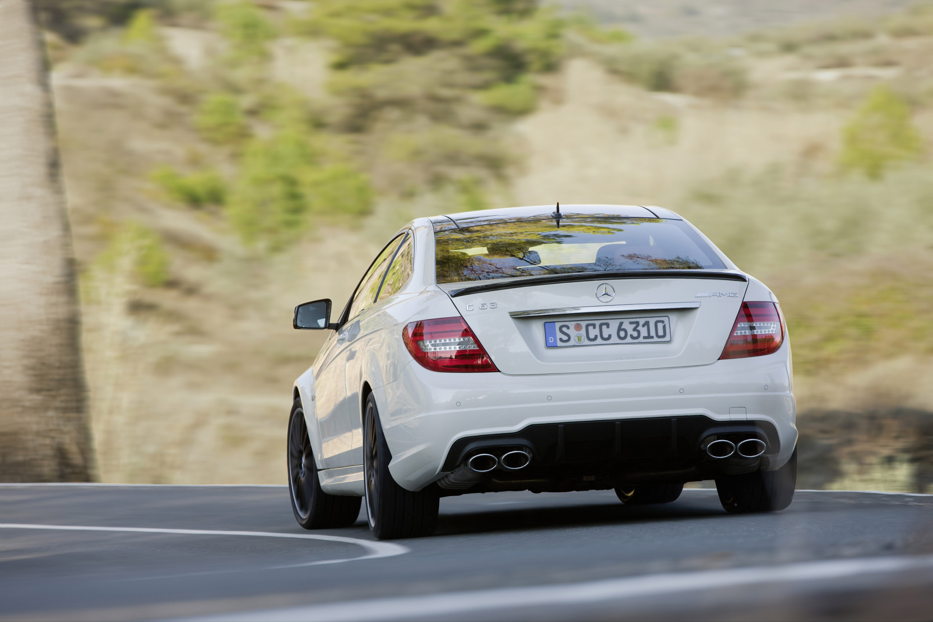 Mercedes-Benz C63 AMG Coupe photo #53