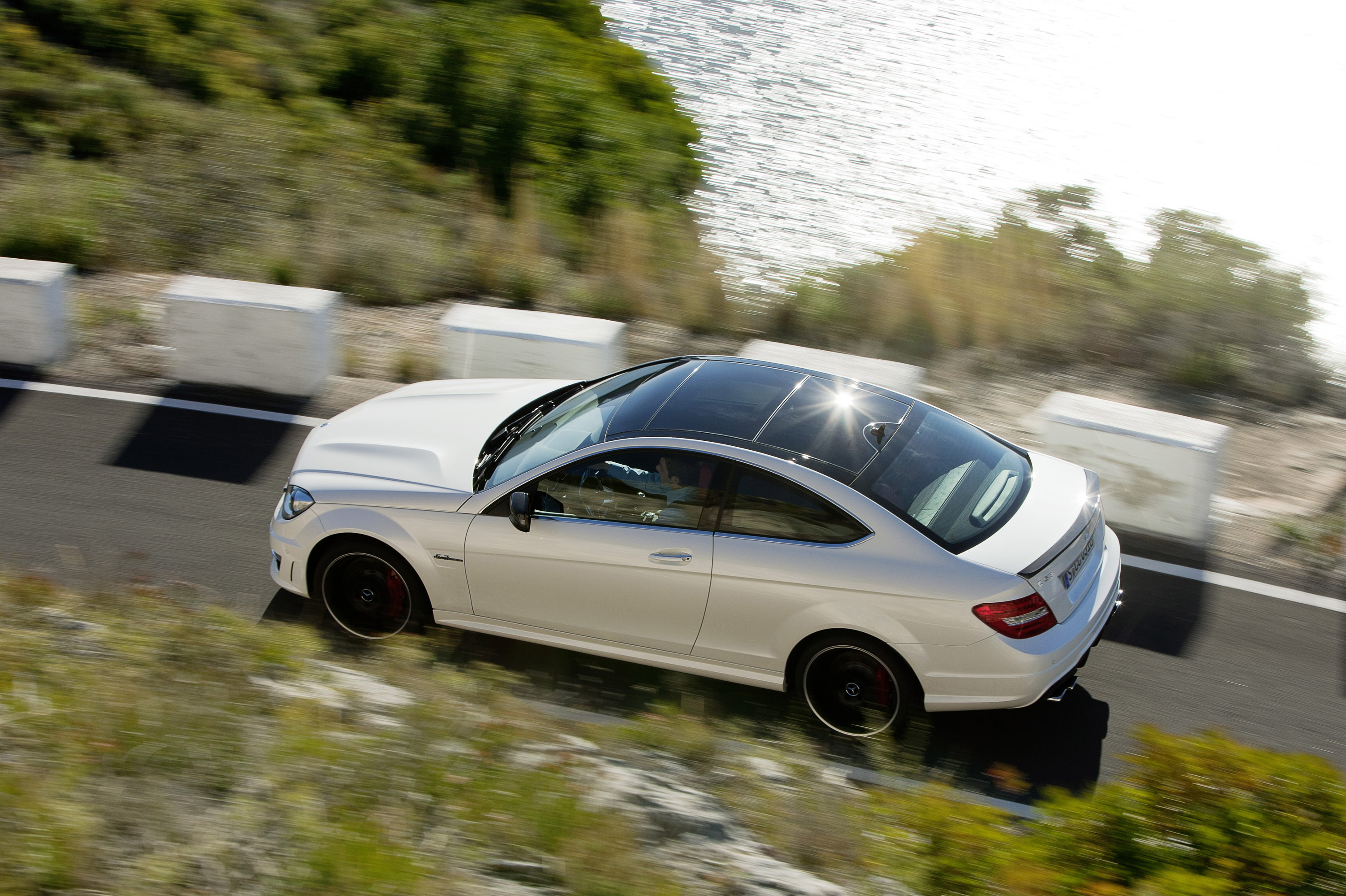 Mercedes-Benz C63 AMG Coupe photo #54