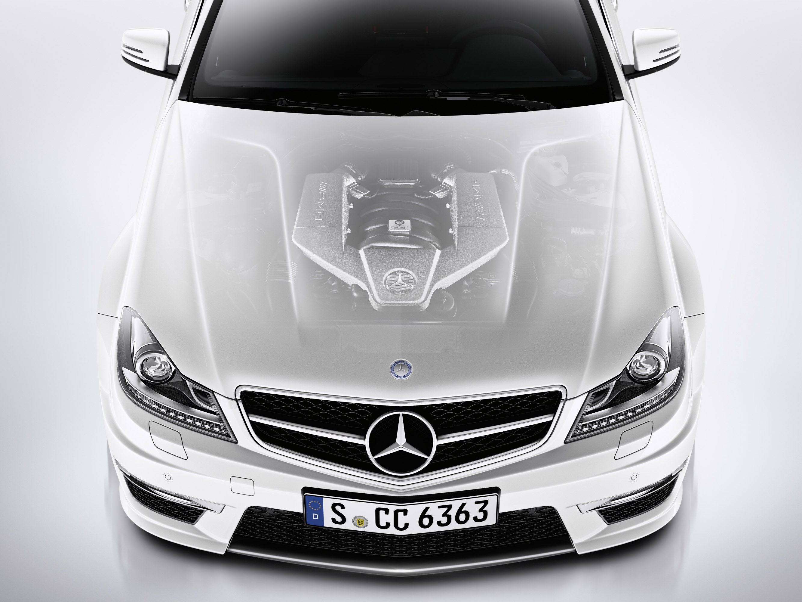 Mercedes-Benz C63 AMG Coupe photo #67