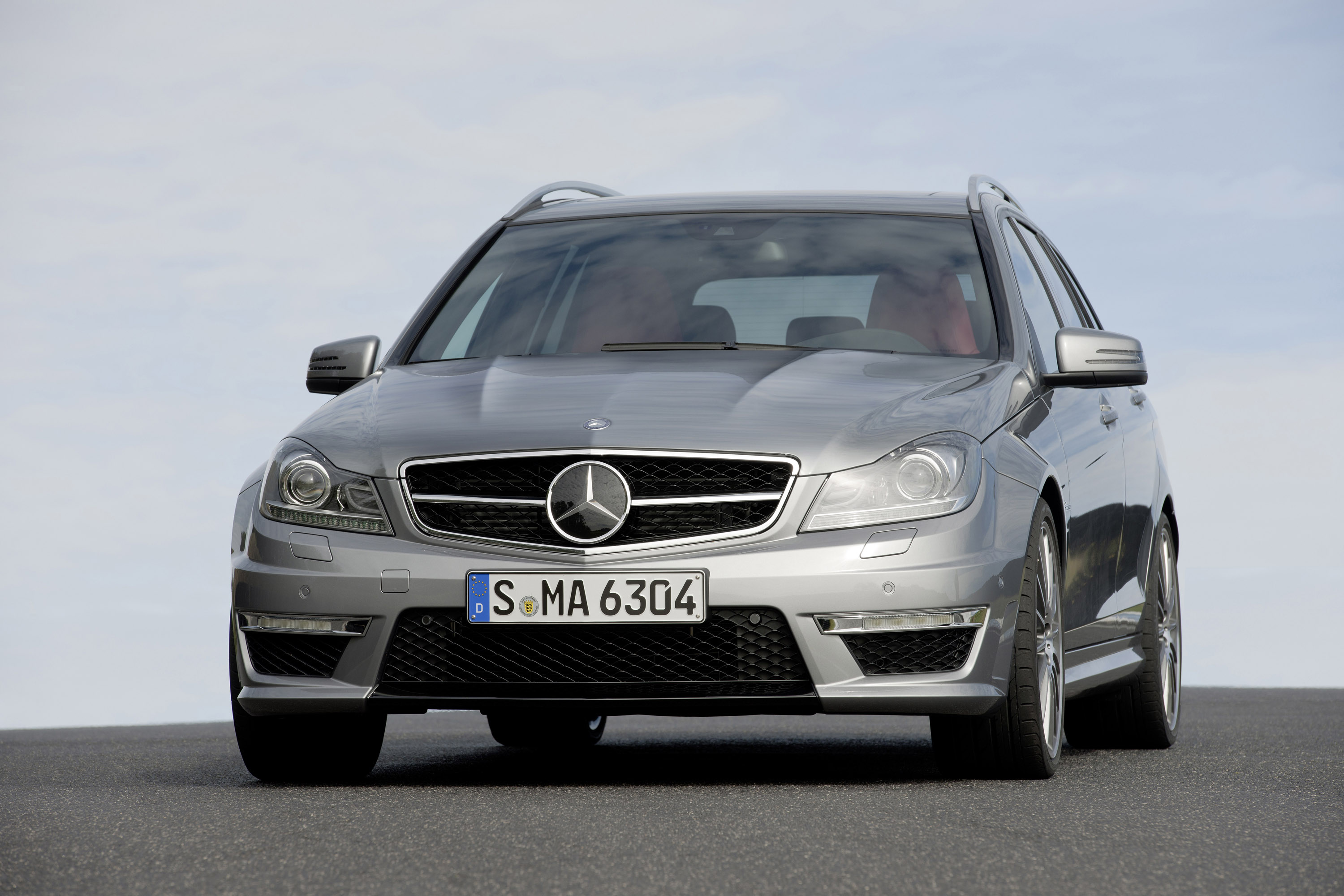 Mercedes-Benz C63 AMG Estate photo #3