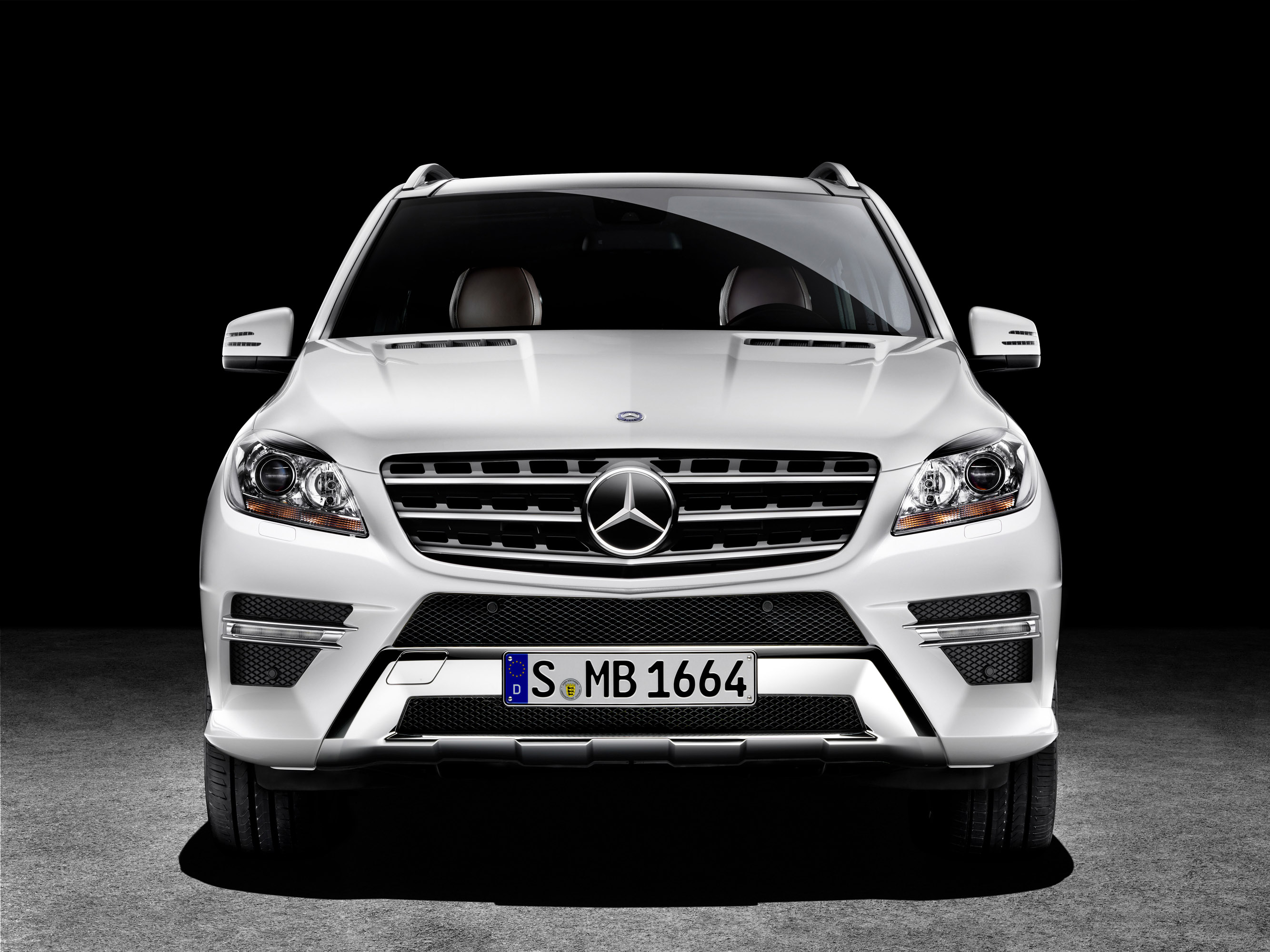 Mercedes-Benz M-Class photo #2