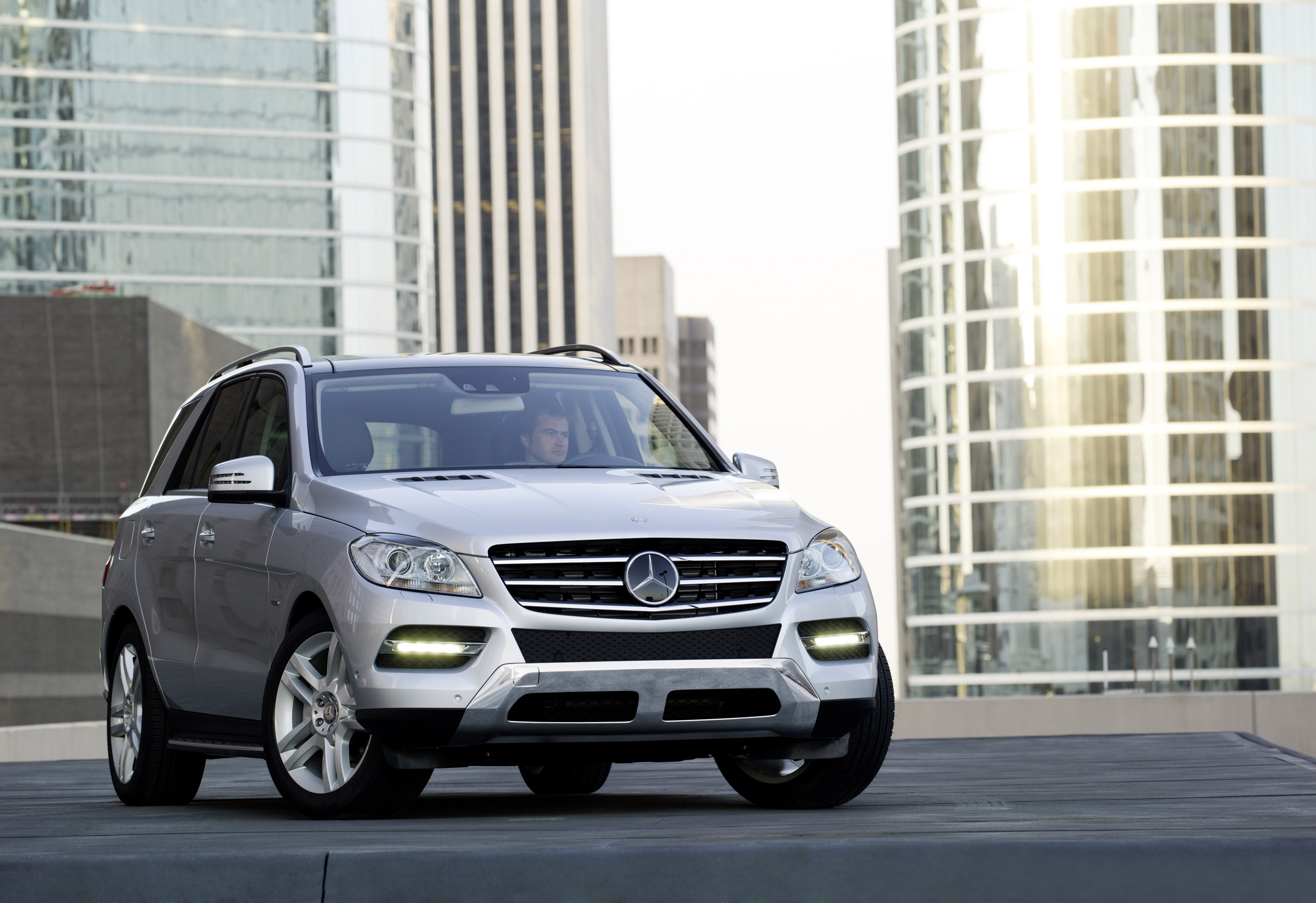 Mercedes-Benz M-Class photo #3