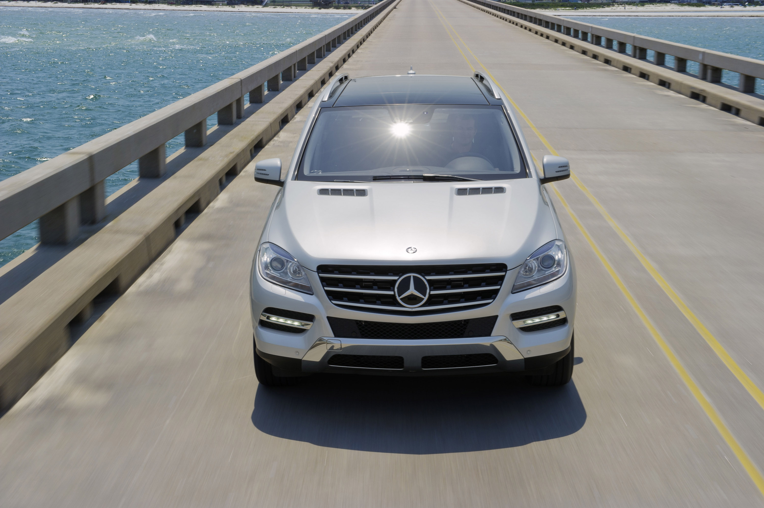 Mercedes-Benz M-Class photo #15