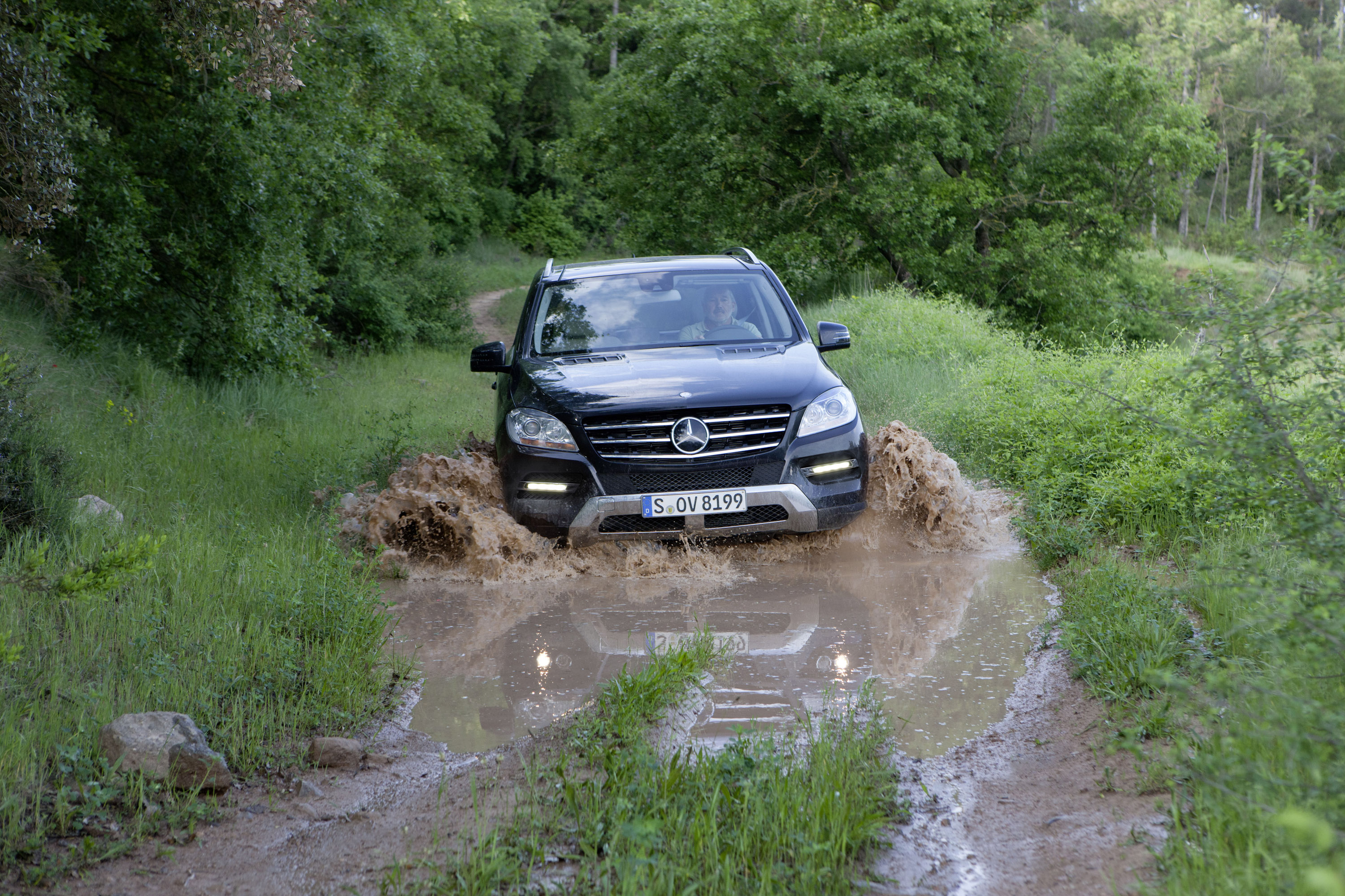 Mercedes-Benz M-Class photo #28