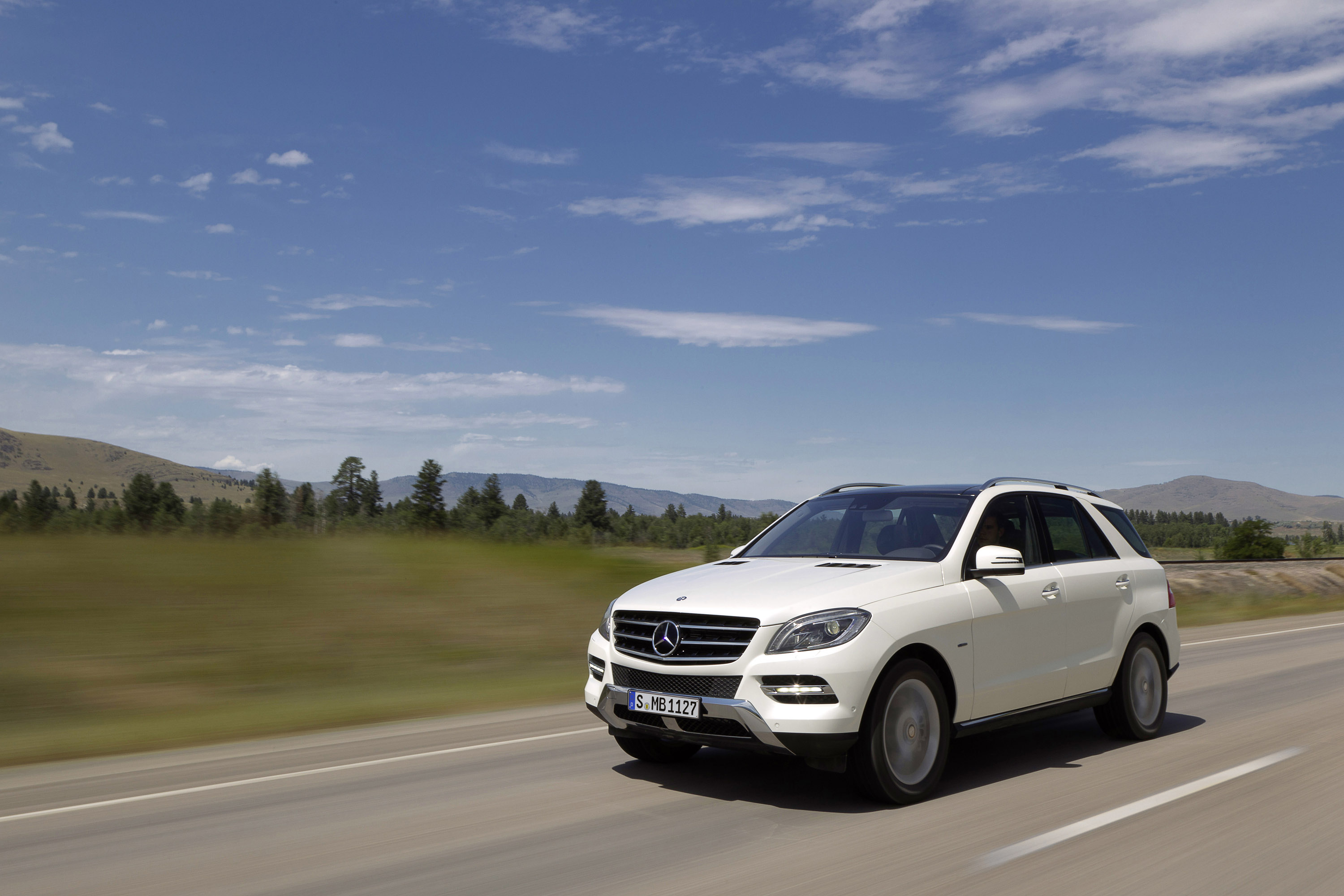 Mercedes-Benz M-Class photo #32
