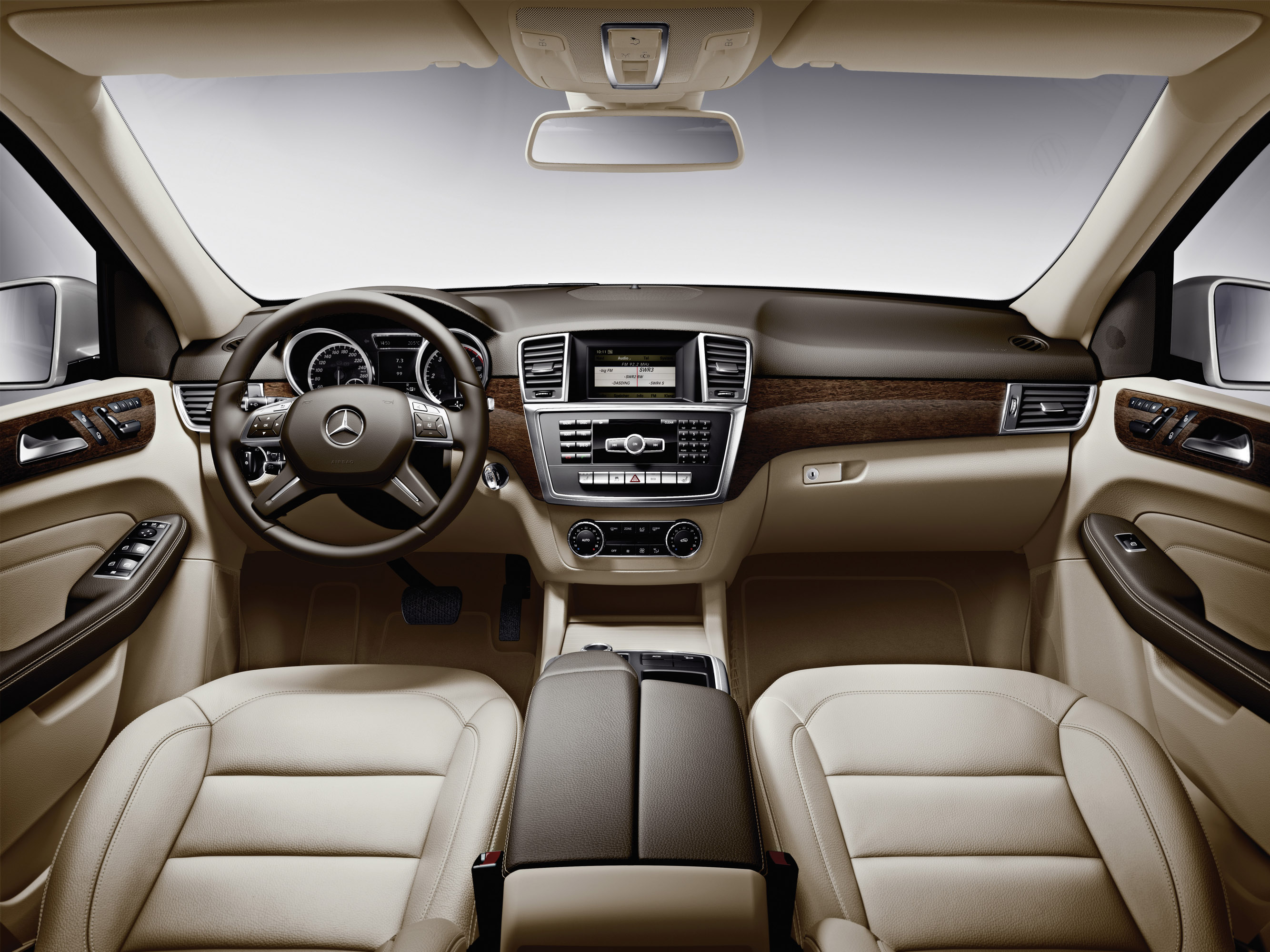 Mercedes-Benz M-Class photo #47