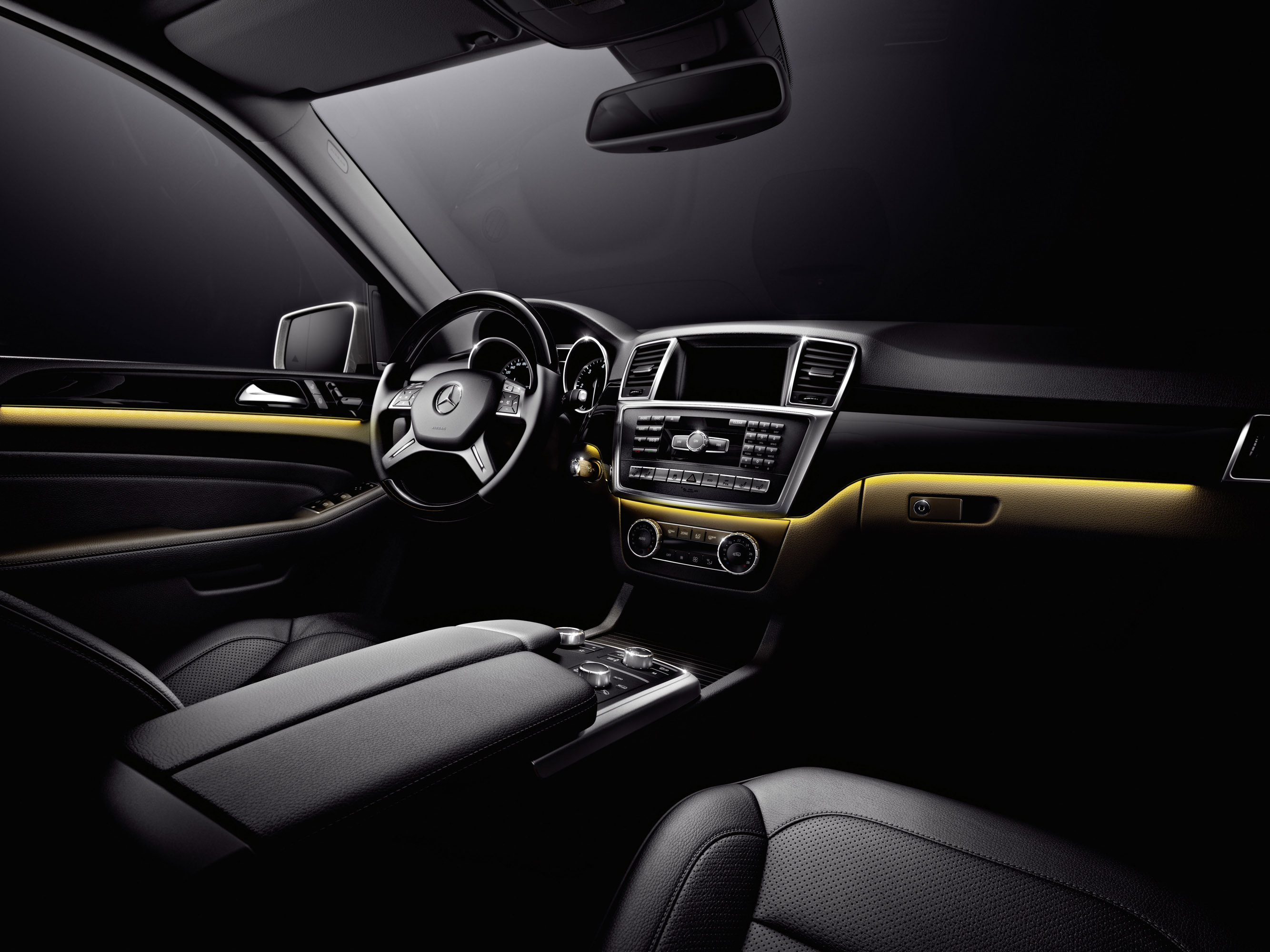 Mercedes-Benz M-Class photo #51