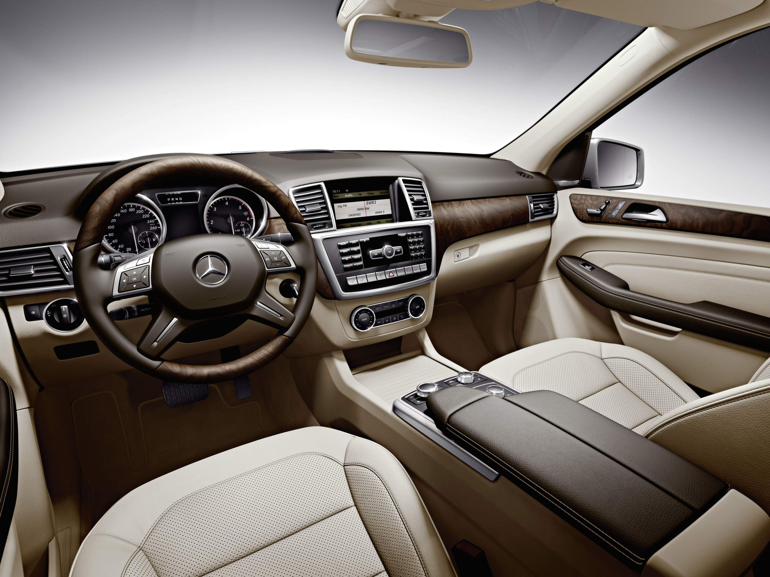 Mercedes-Benz M-Class photo #57
