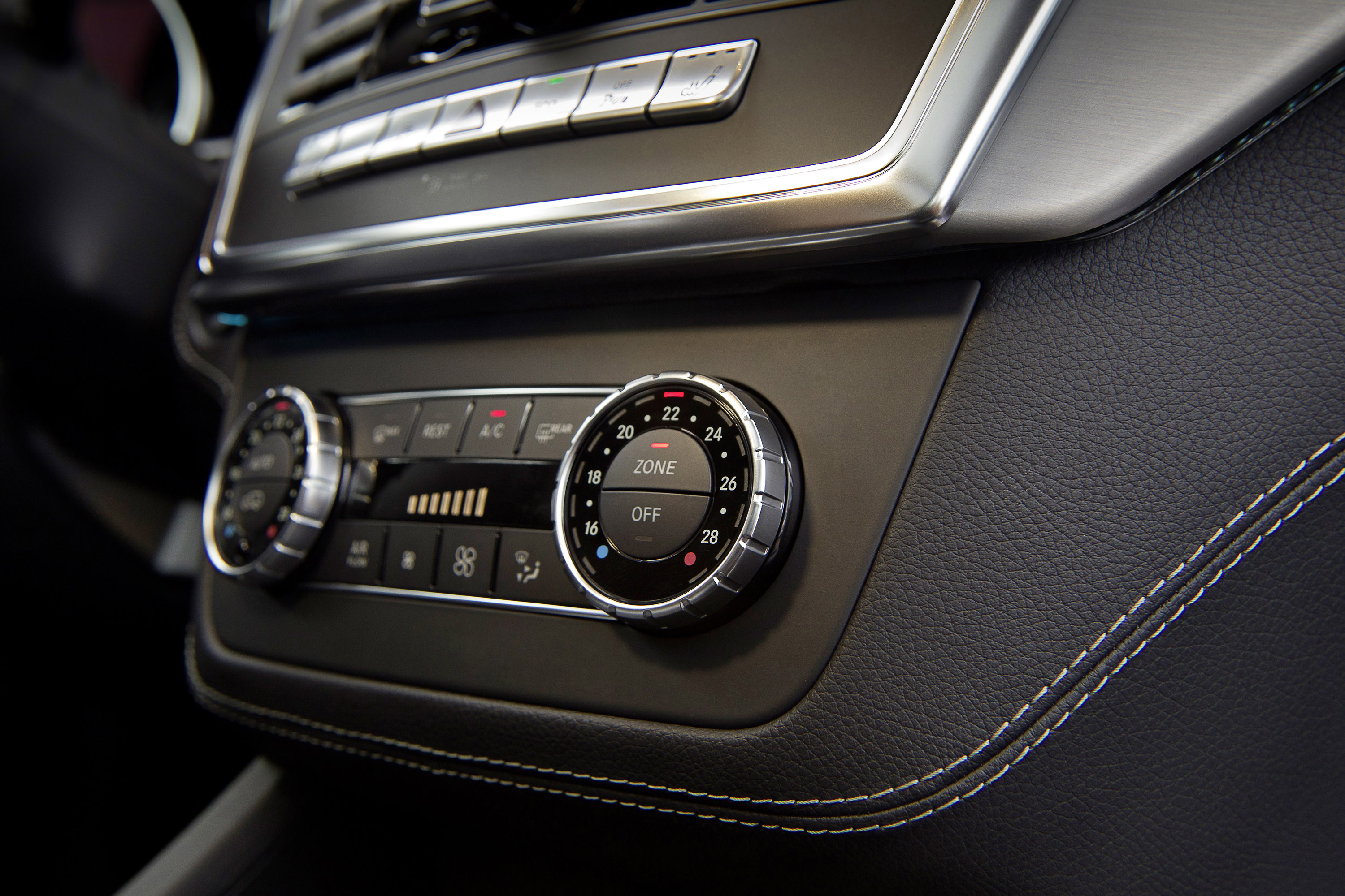Mercedes-Benz M-Class photo #63