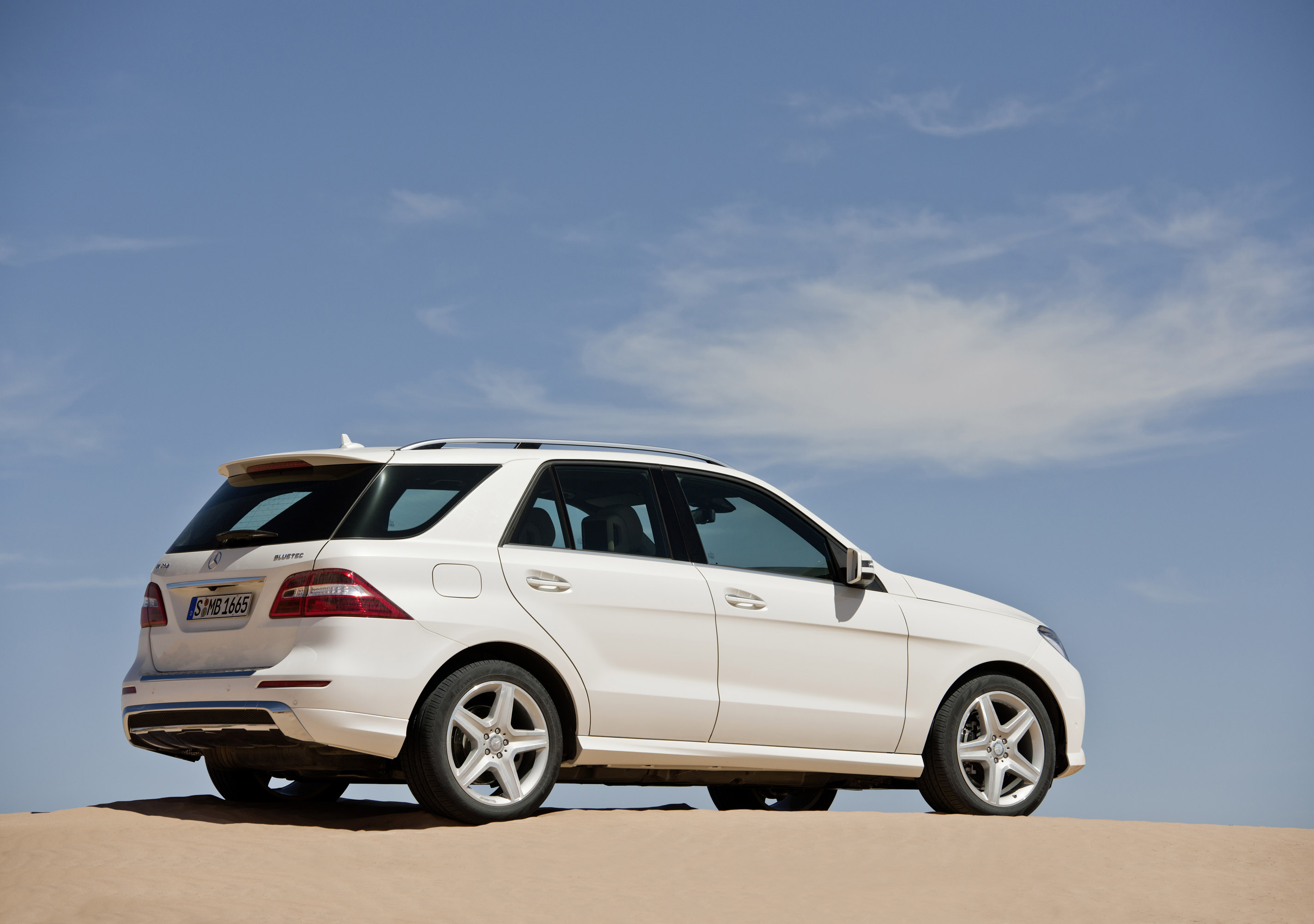 Mercedes-Benz M-Class photo #70