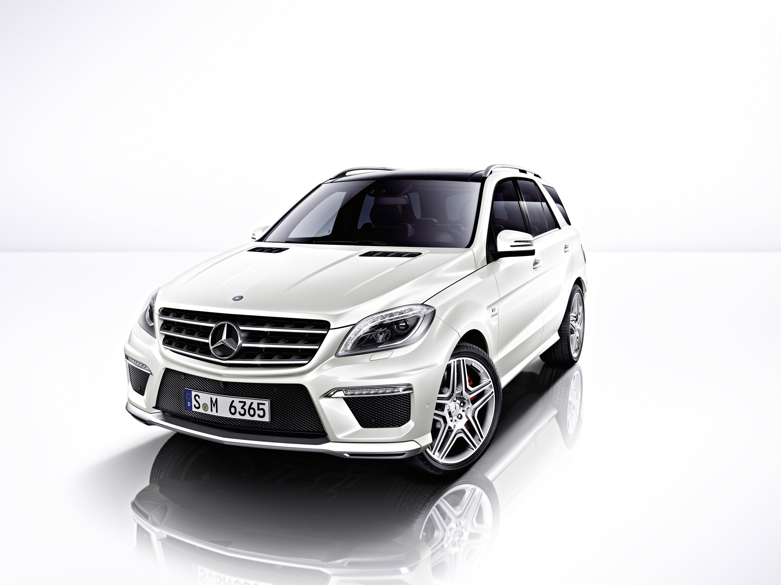 Mercedes-Benz ML63 AMG photo #1