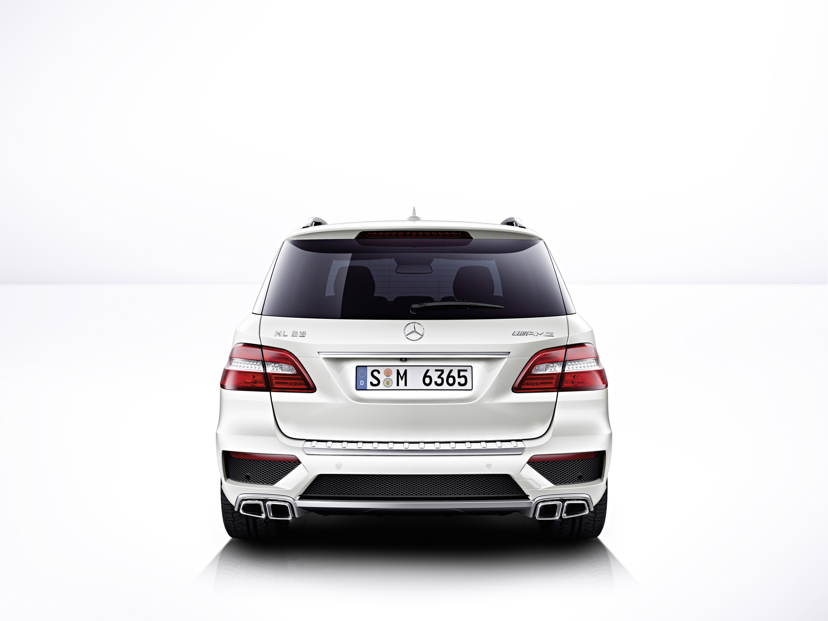 Mercedes-Benz ML63 AMG photo #16