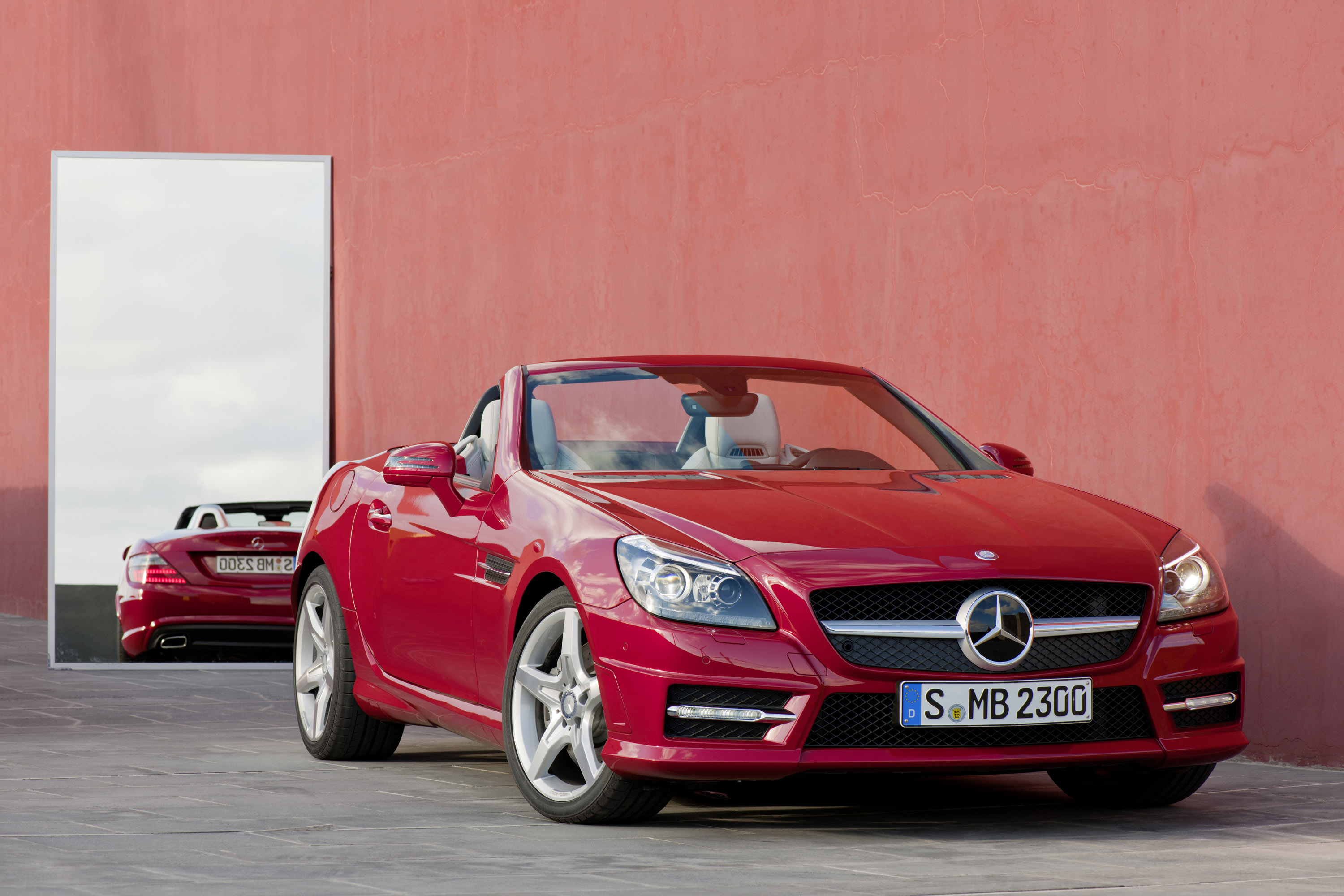 Mercedes-Benz SLK350 photo #1