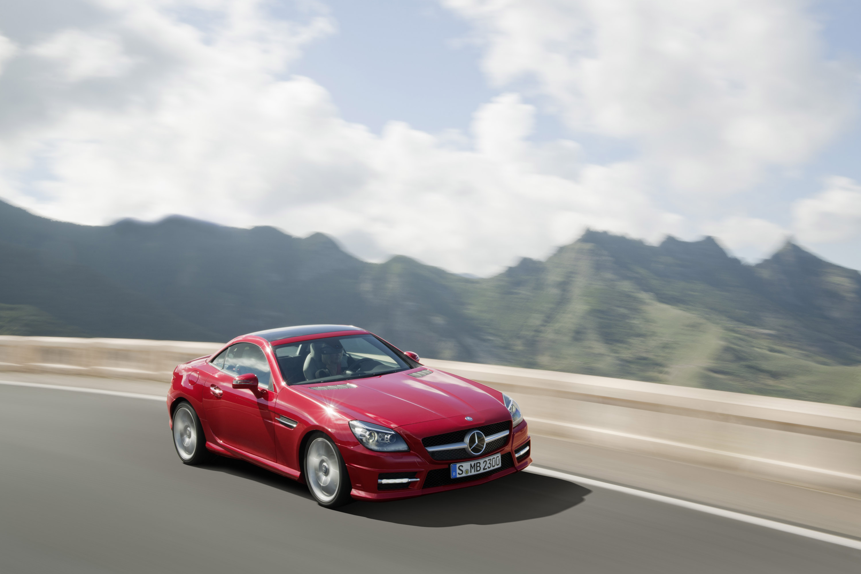 Mercedes-Benz SLK350 photo #15