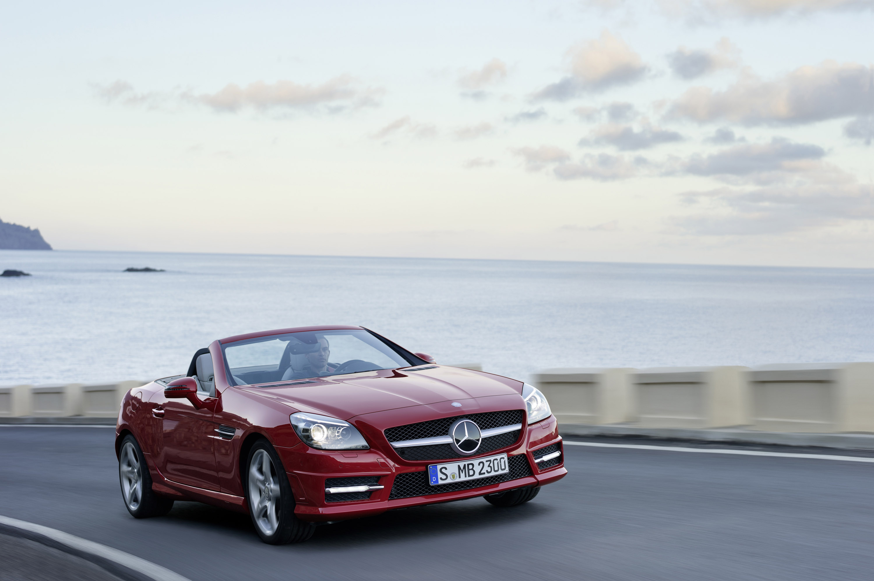 Mercedes-Benz SLK350 photo #23