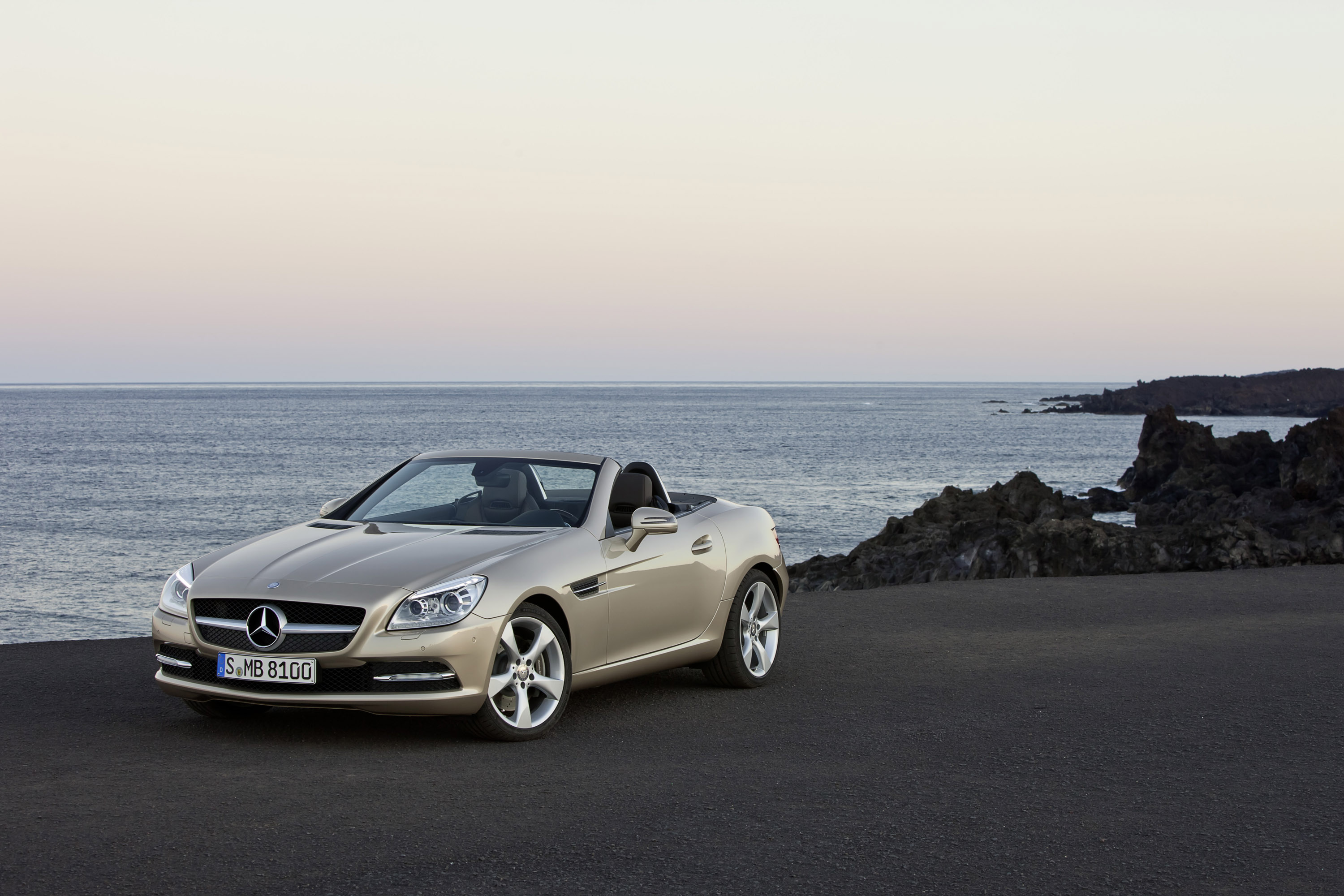 Mercedes-Benz SLK350 photo #40