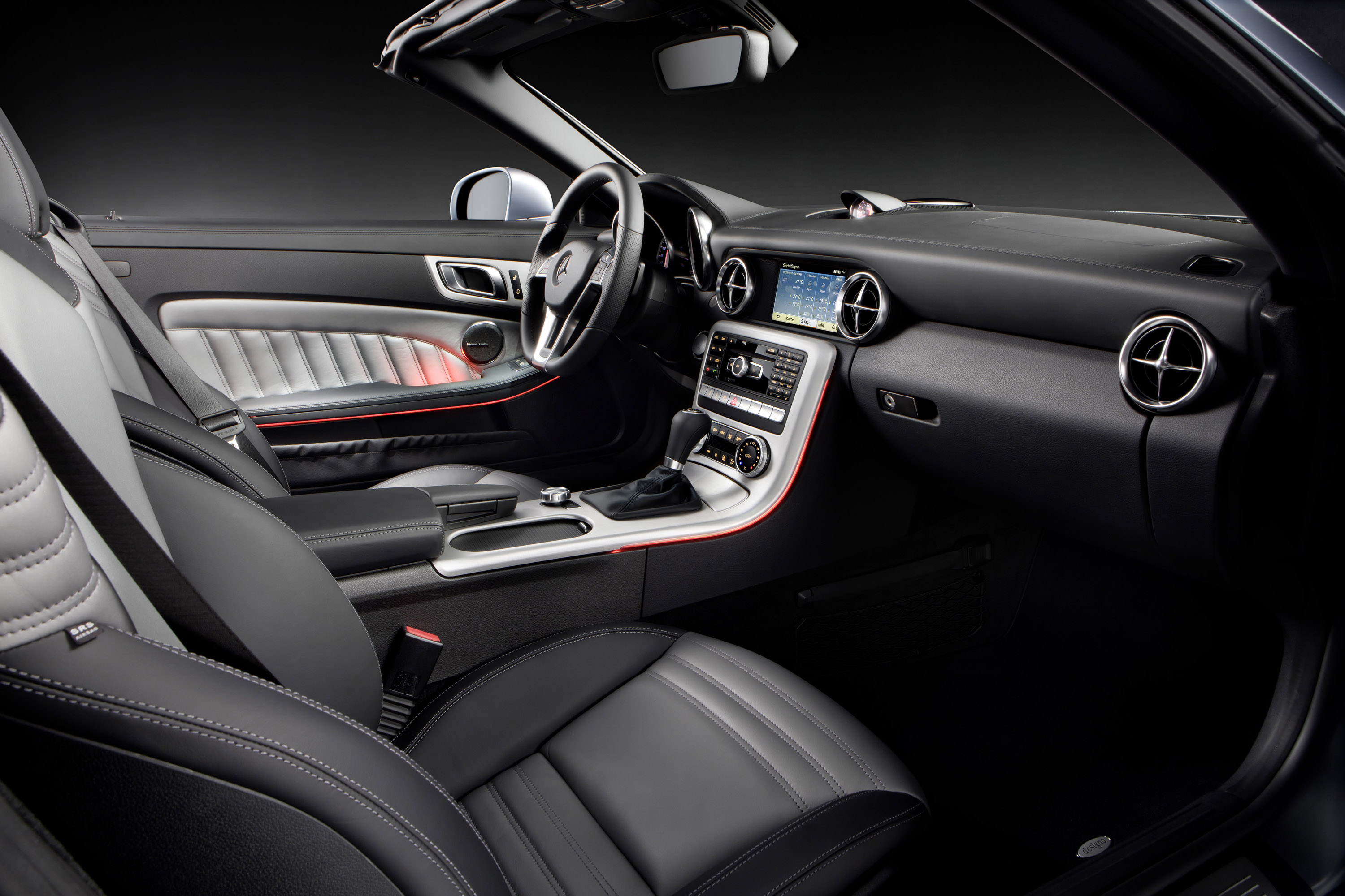 Mercedes-Benz SLK350 photo #49