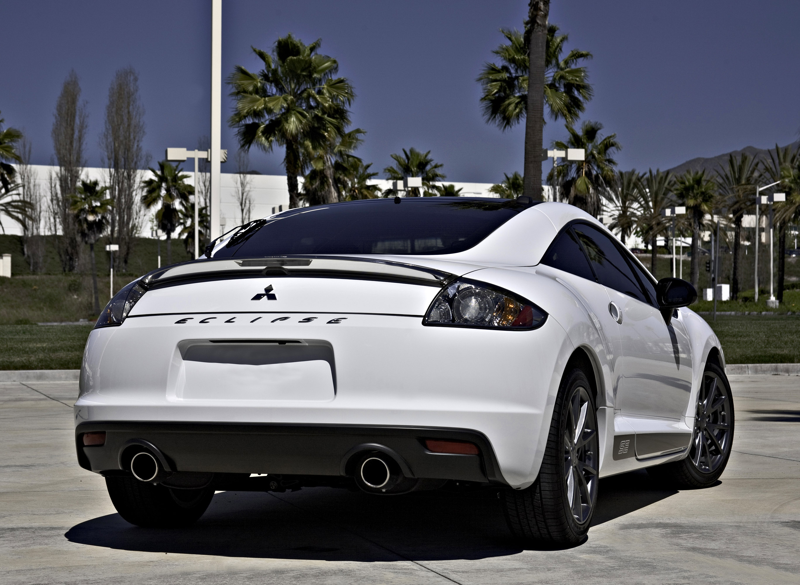 Mitsubishi Eclipse photo #5