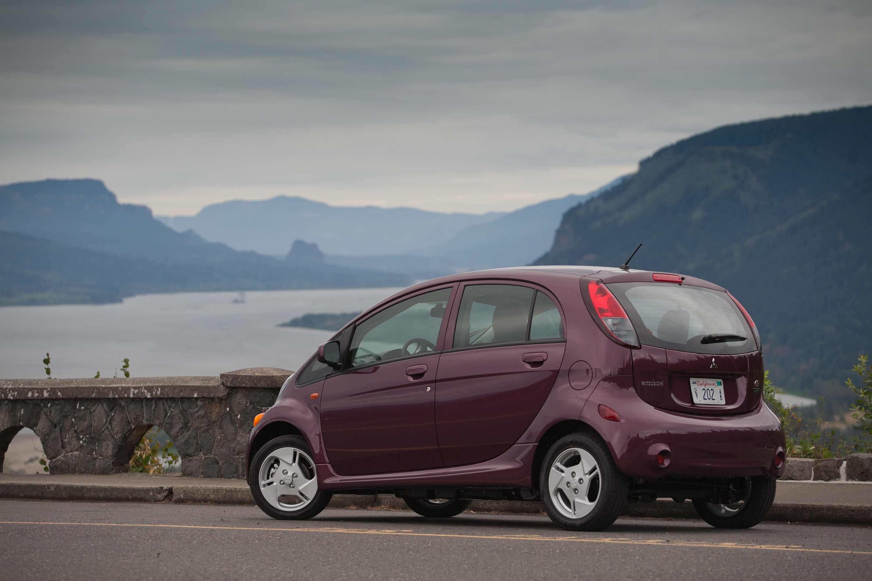 Mitsubishi i-MiEV photo #26