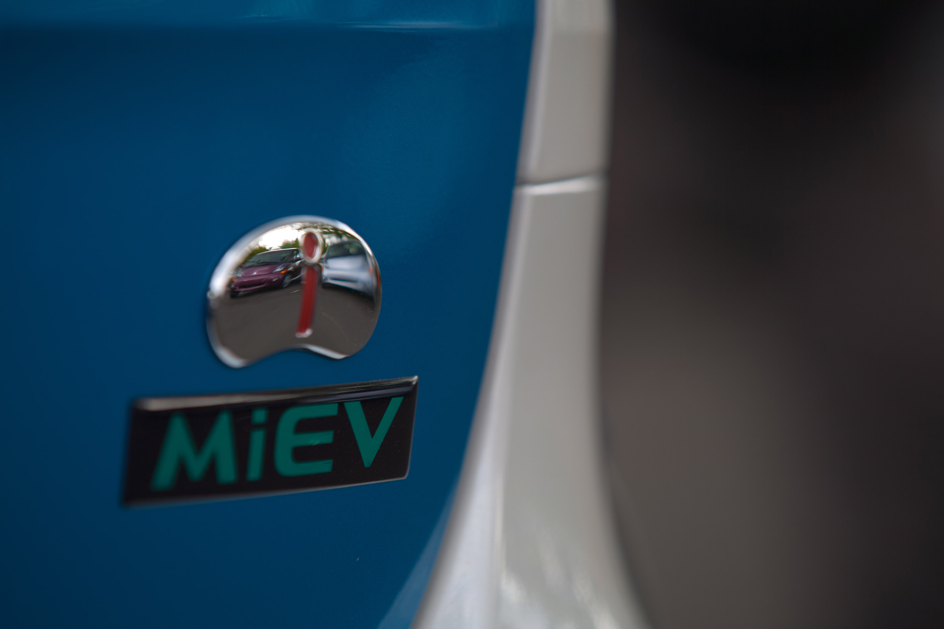 Mitsubishi i-MiEV photo #30