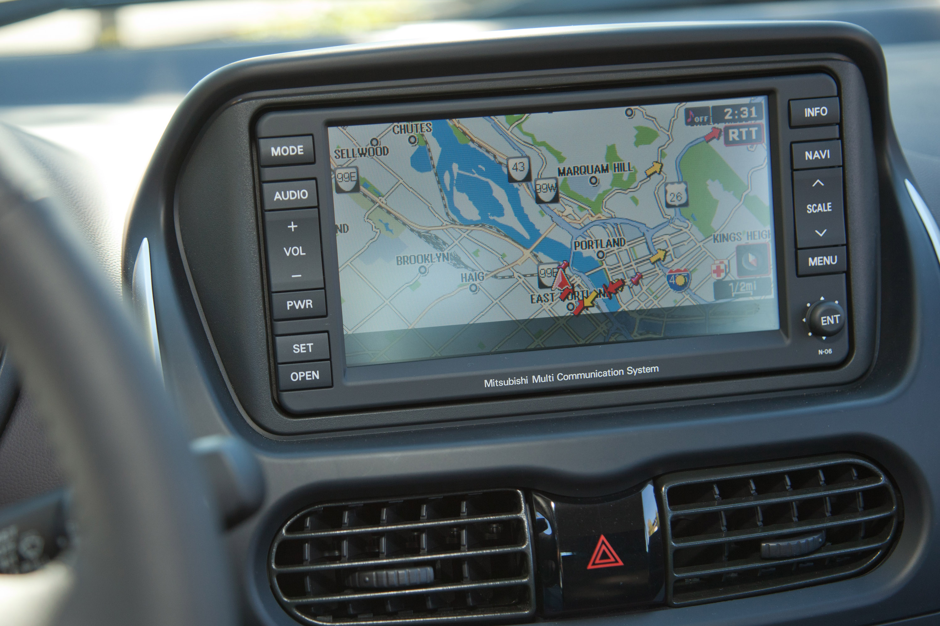 Mitsubishi i-MiEV photo #47