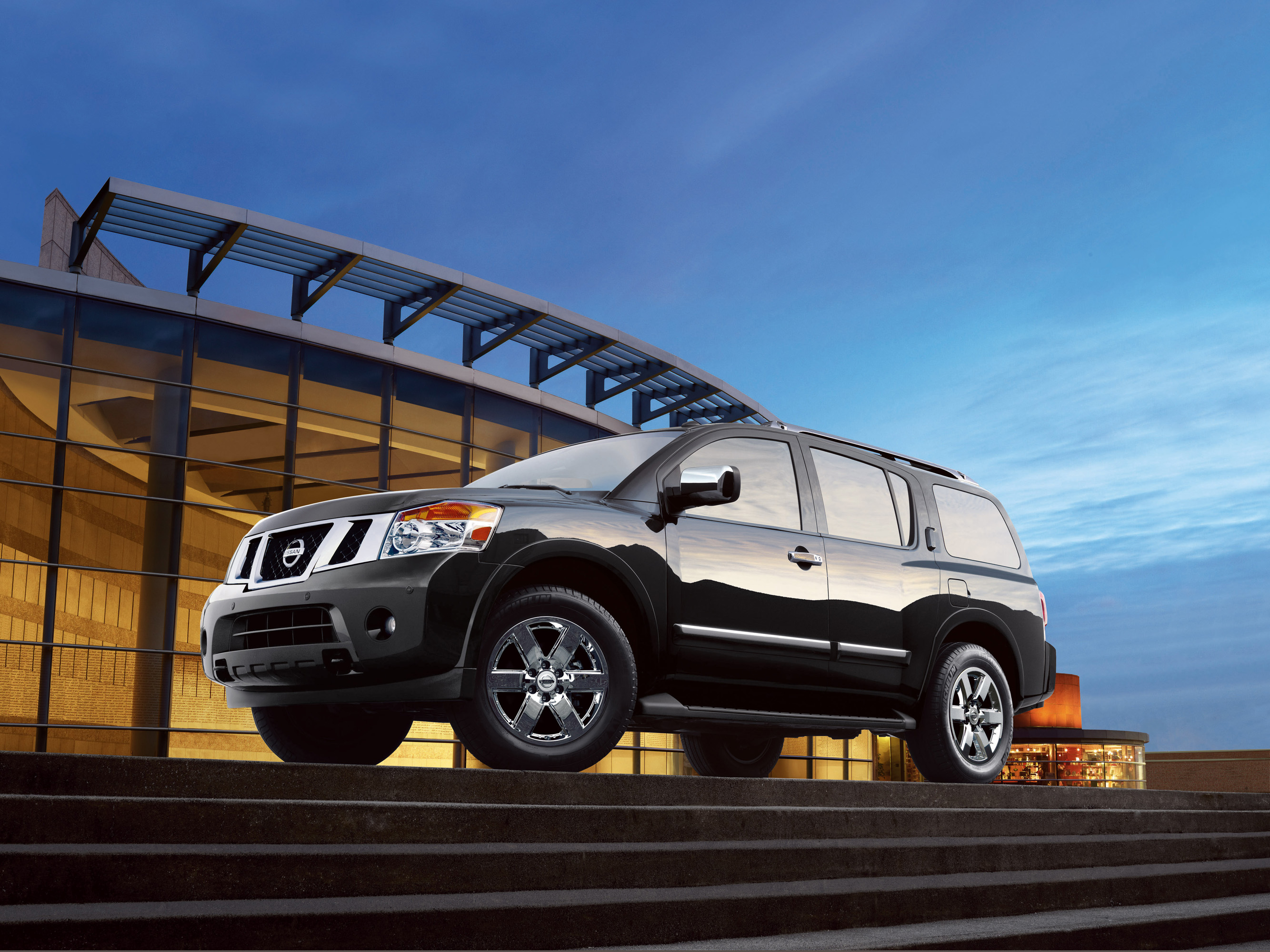 Nissan Armada photo #2