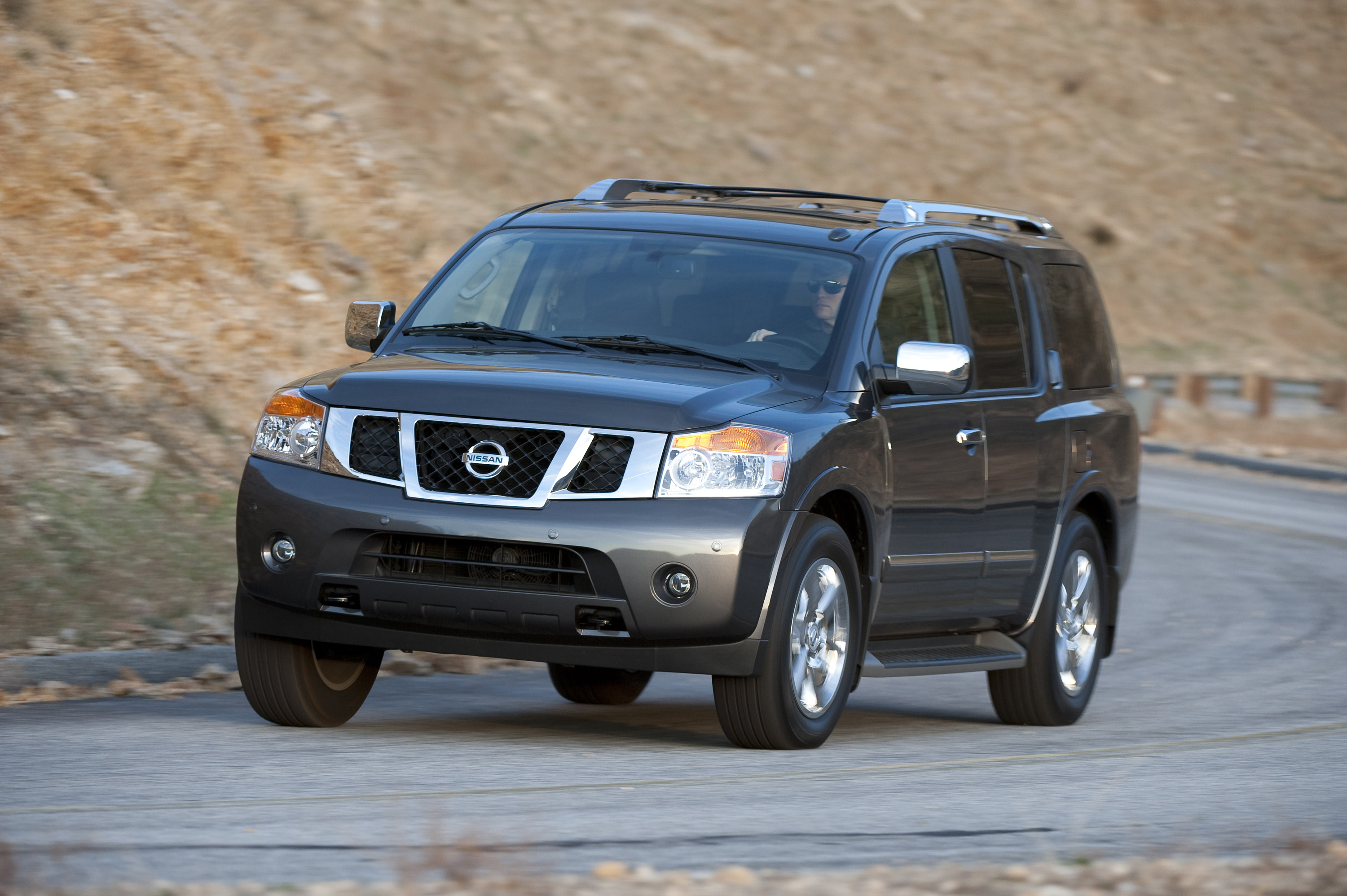 Nissan Armada photo #3