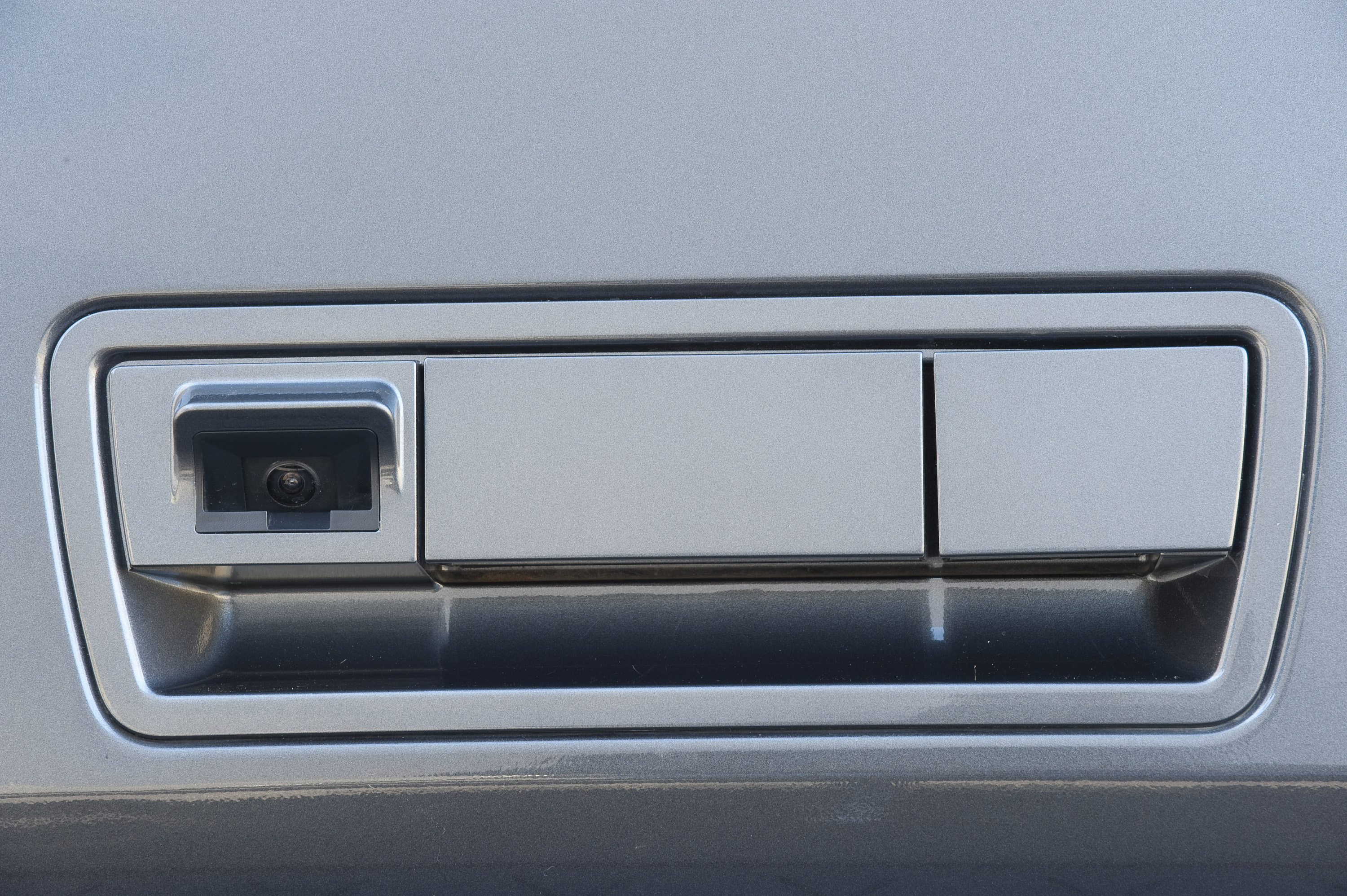 Nissan Armada photo #24