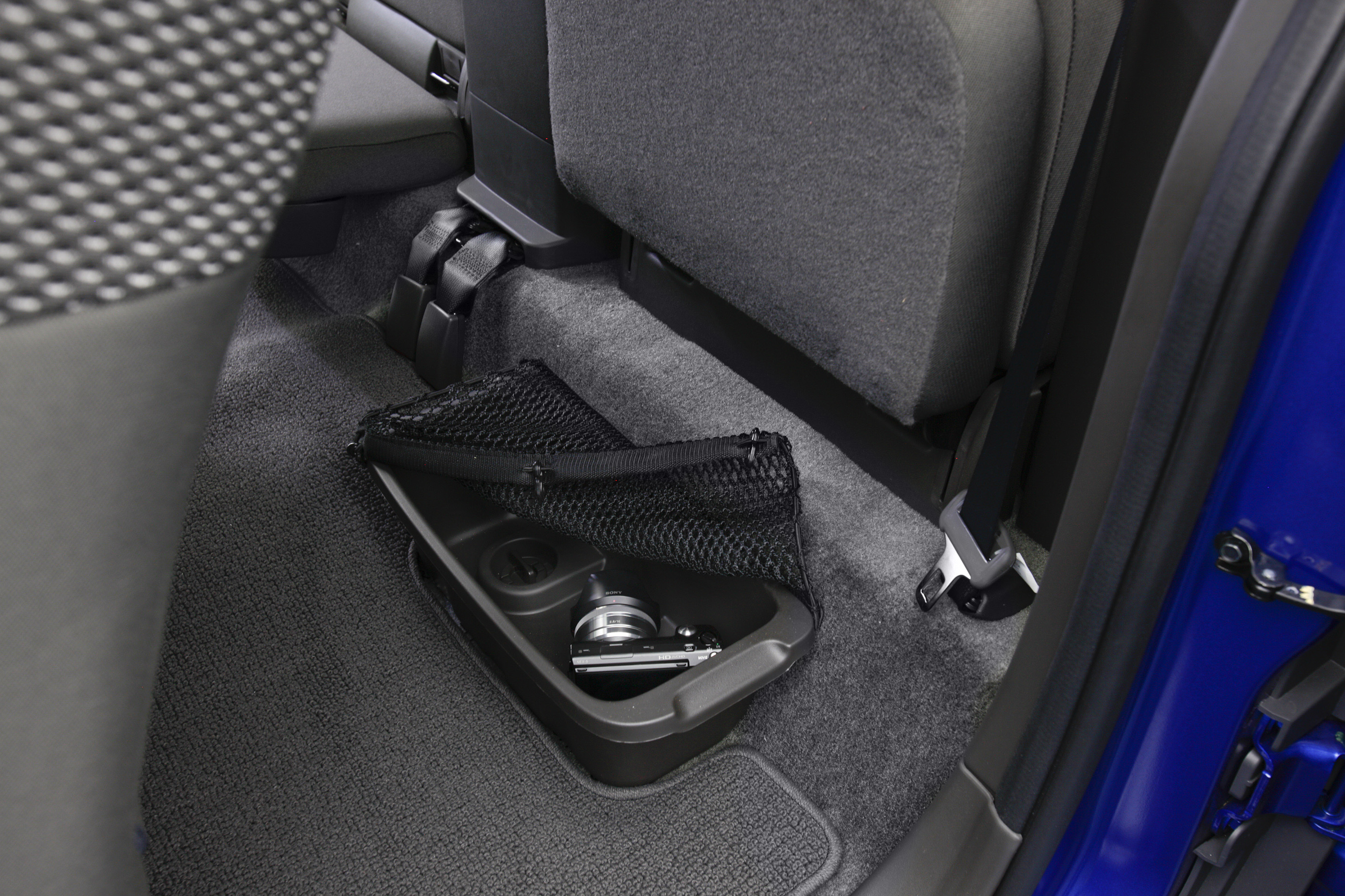 Nissan Frontier Crew Cab photo #23