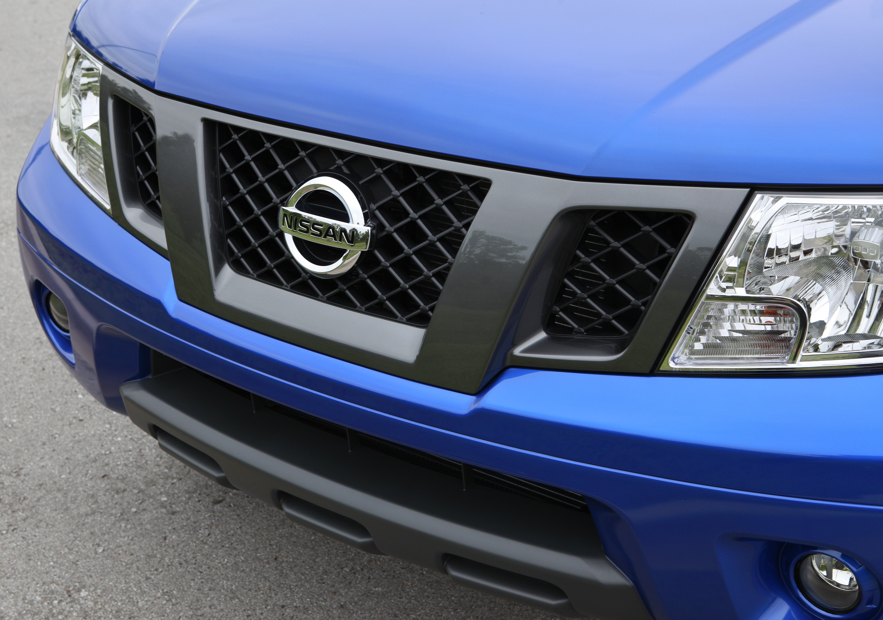 Nissan Frontier Crew Cab photo #33