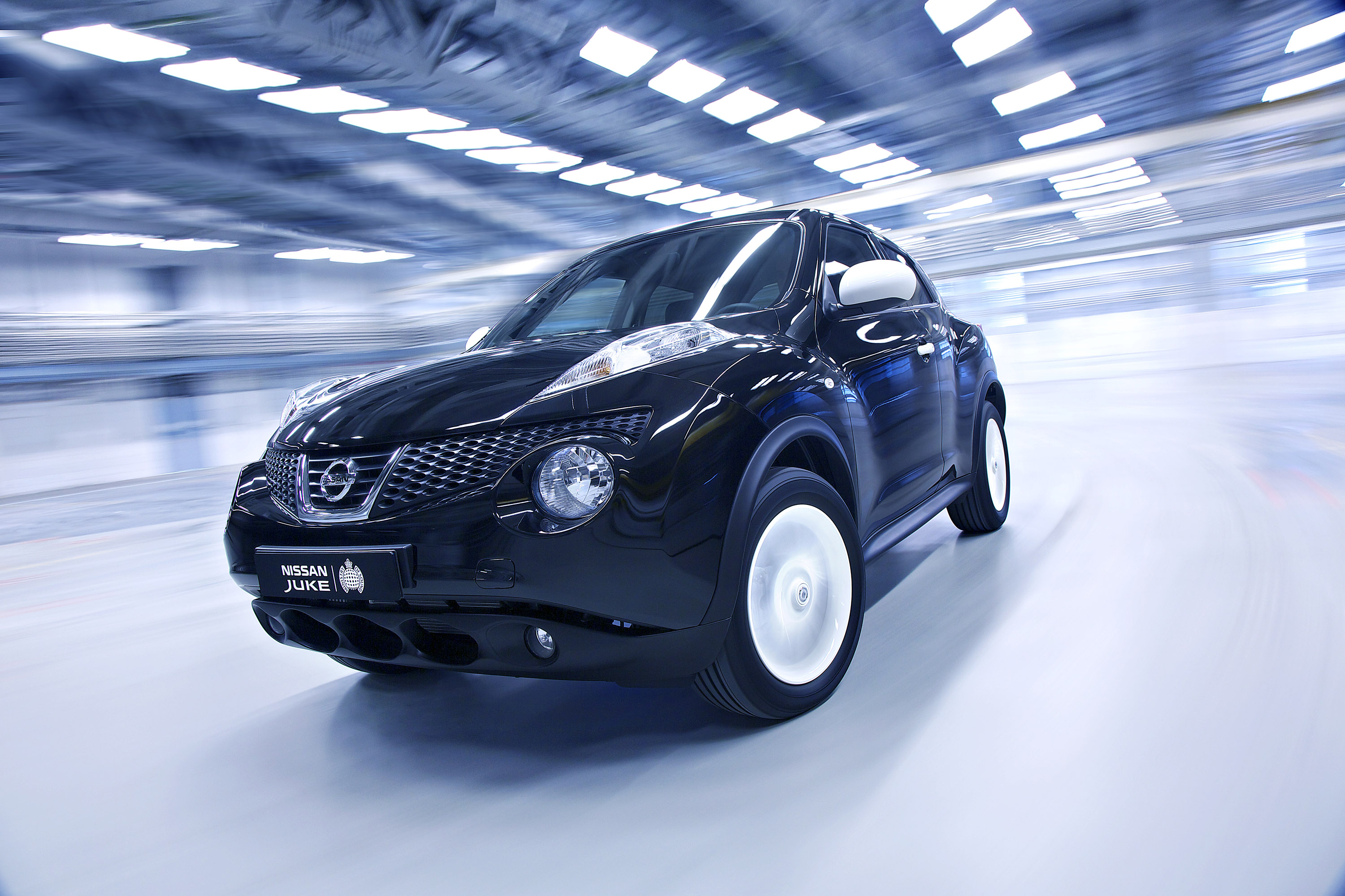 Ниссан чей производитель. Nissan Juke. Ниссан Жук 1 поколение. Nissan Juke 2012. Ниссан Джук 2012.